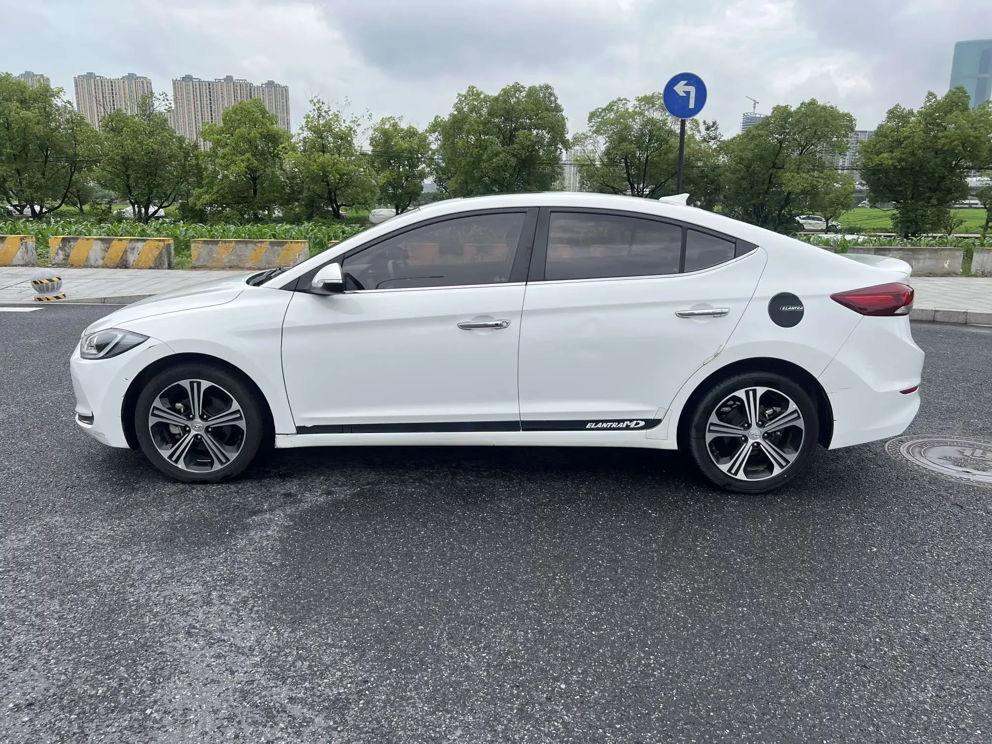 Hyundai lead