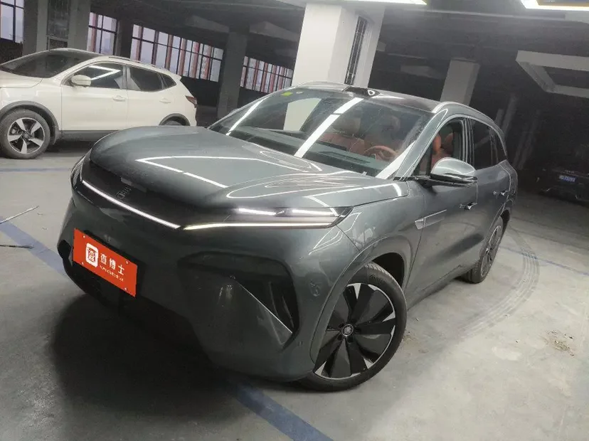 BYD Tang L EV
