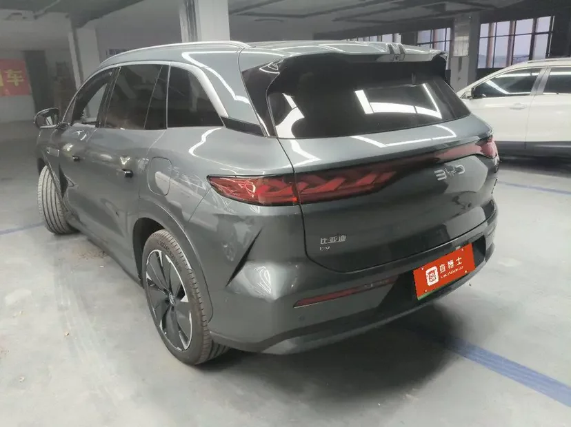 BYD Tang L EV