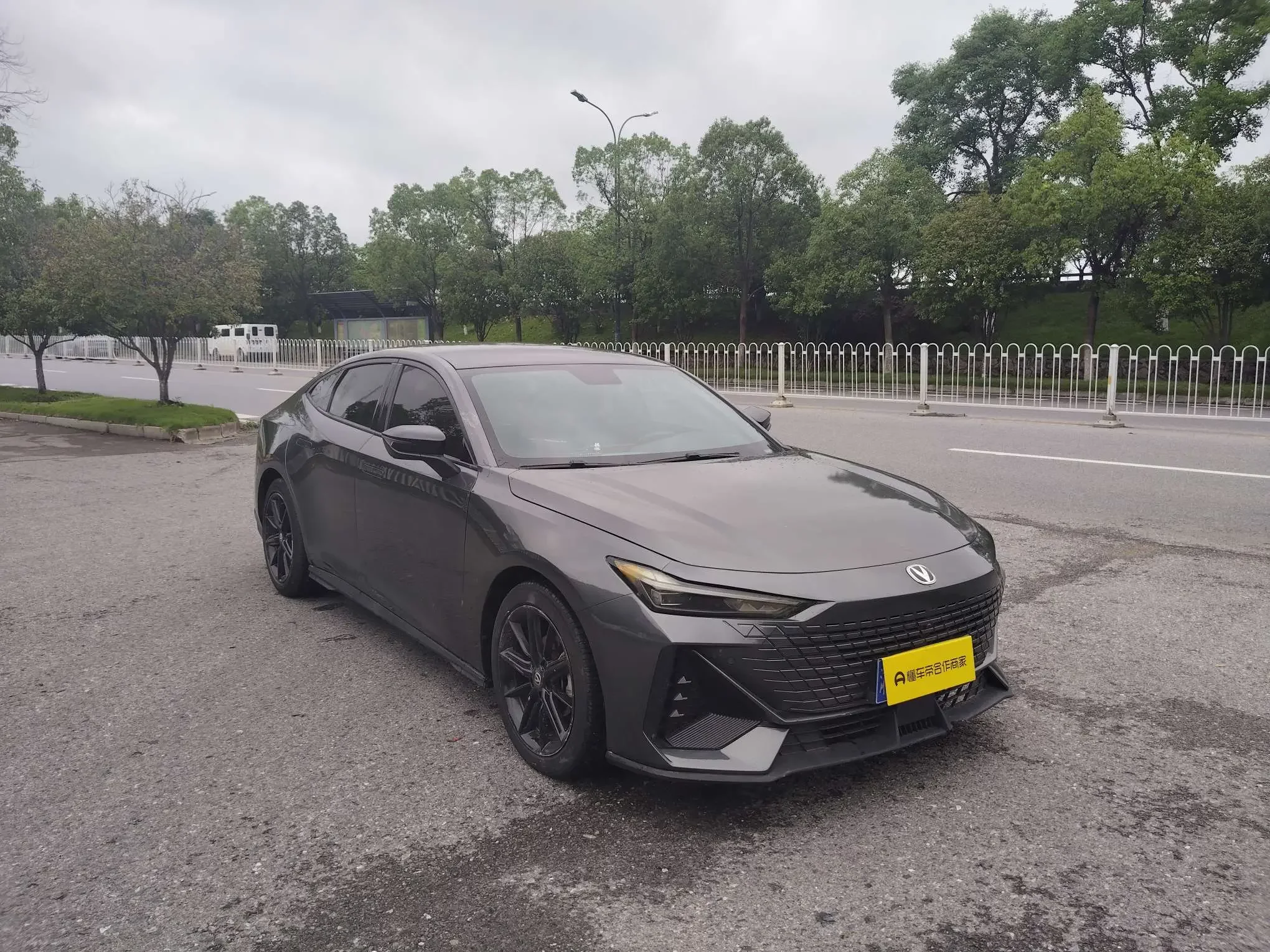 Changan UNI-V