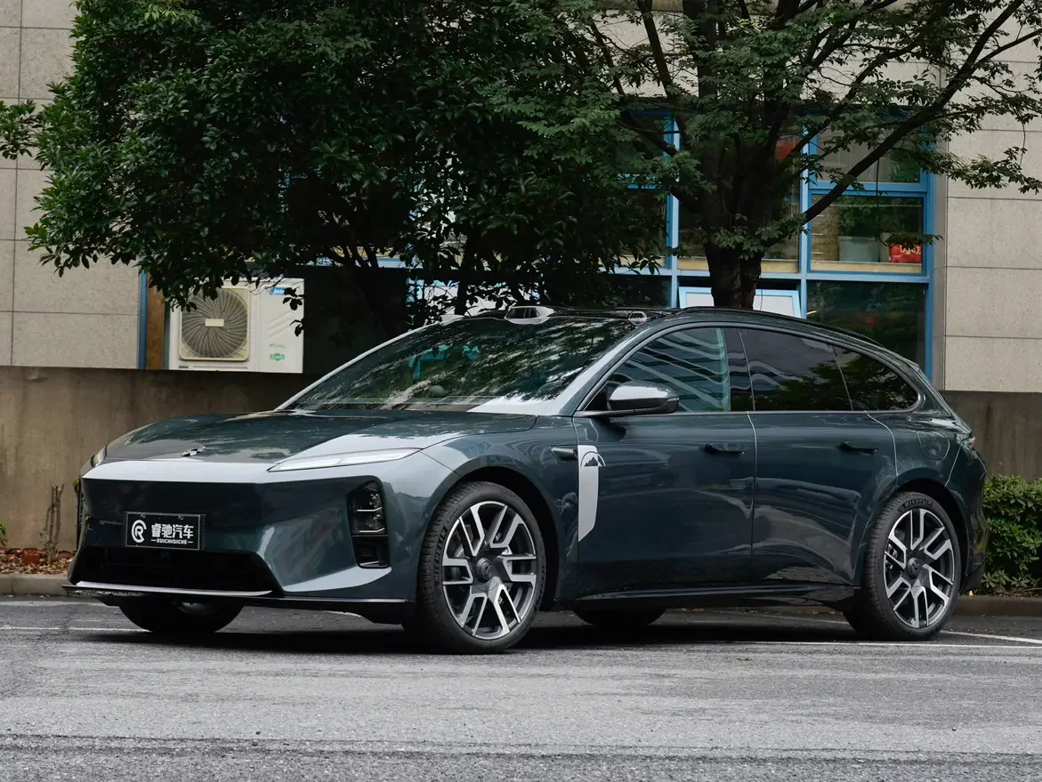 NIO ET5T