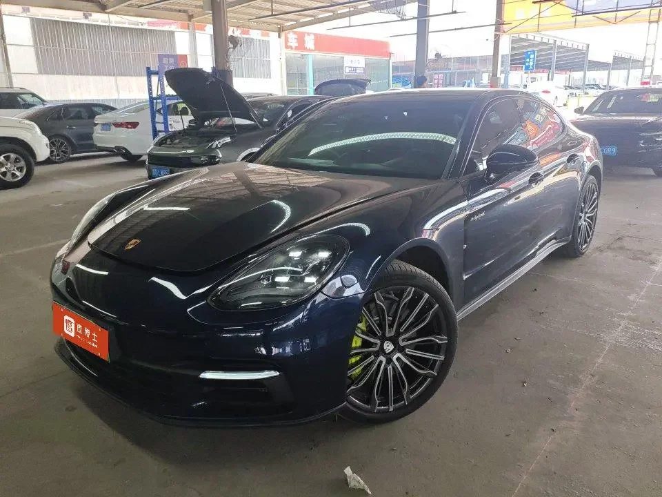 Porsche Panamera E-Hybrid