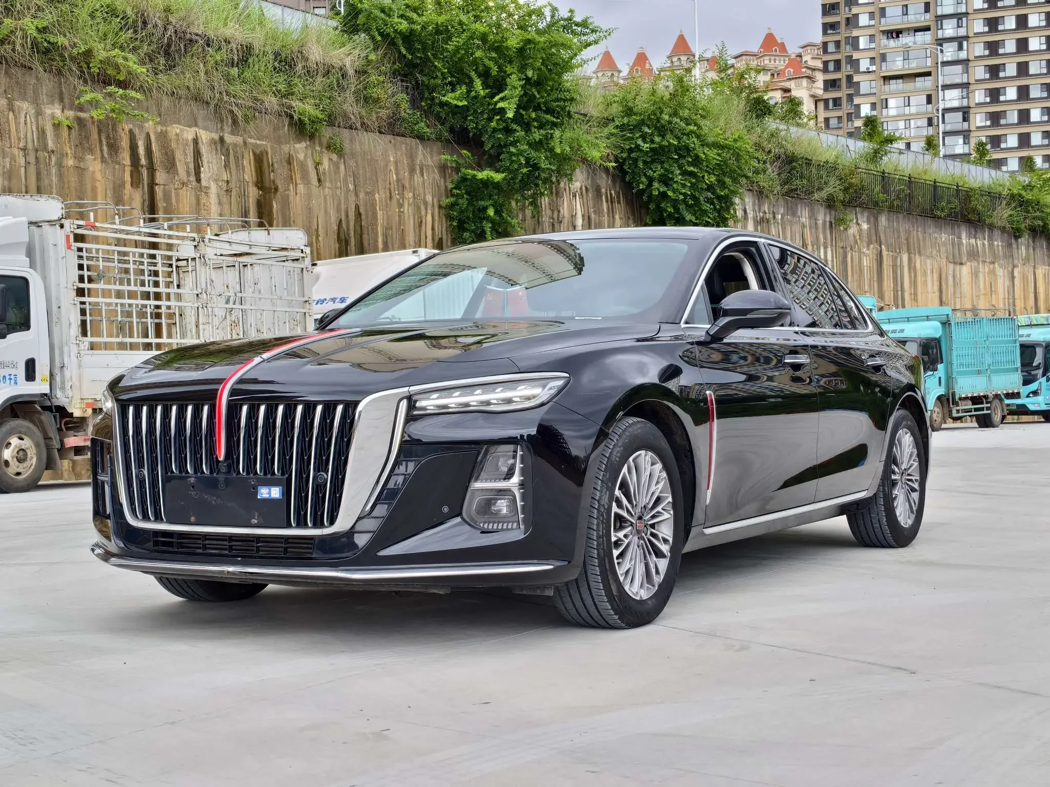 Hongqi H5