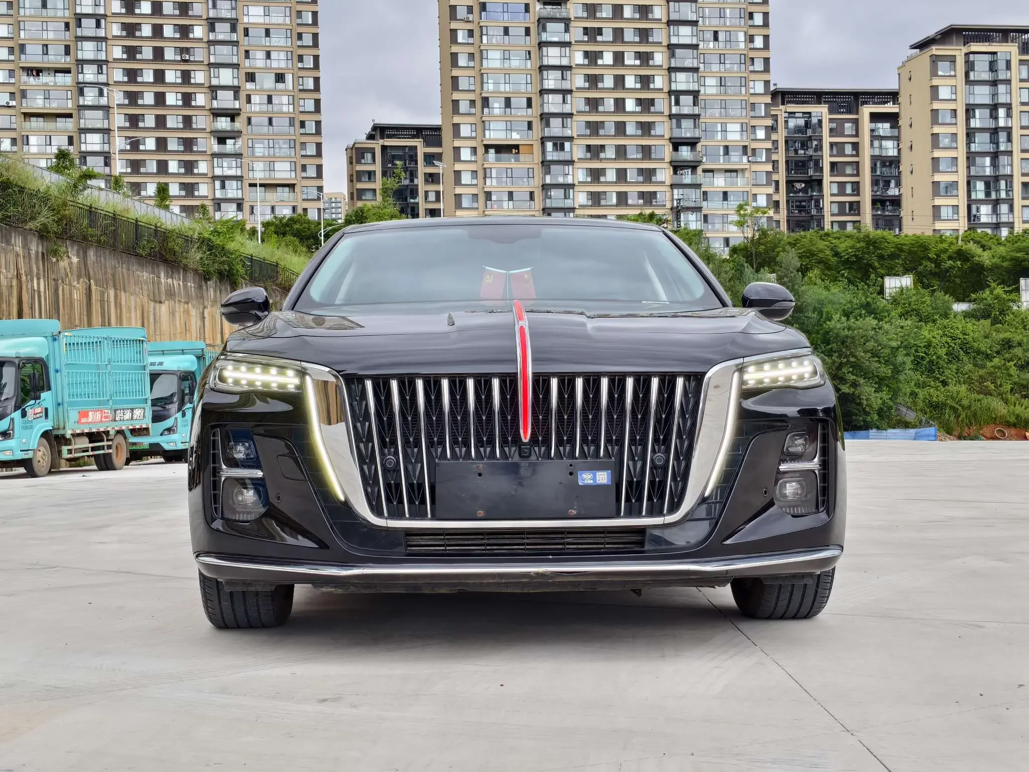 Hongqi H5