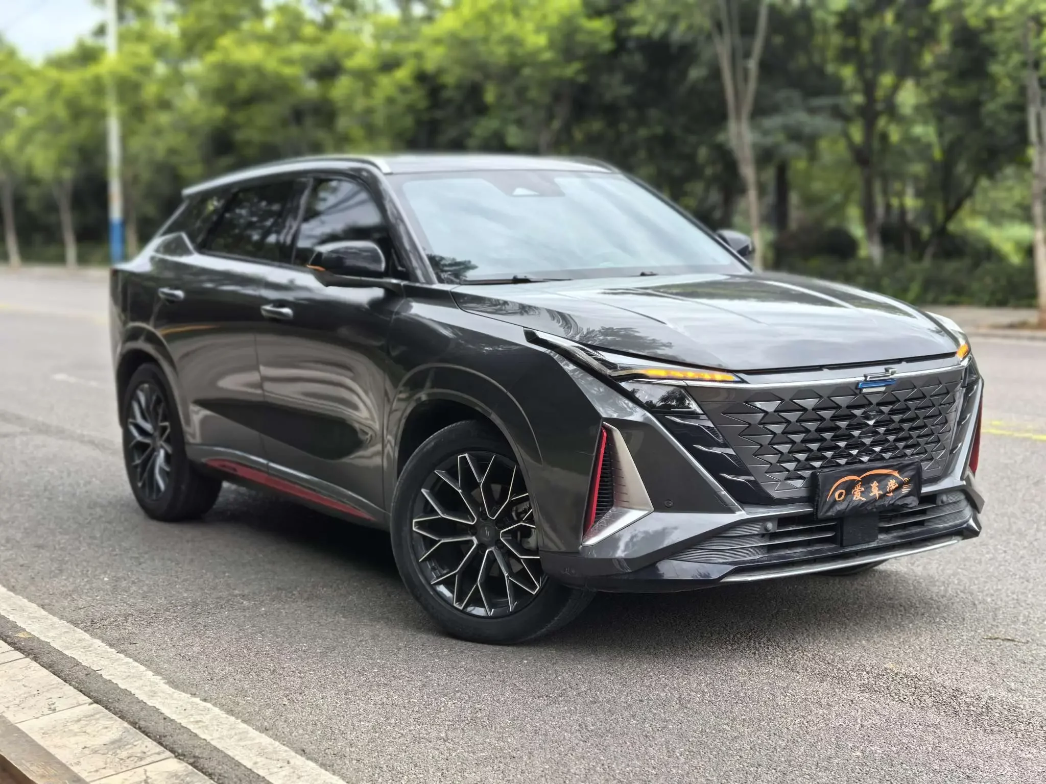 Oshan Changan Auchan Z6