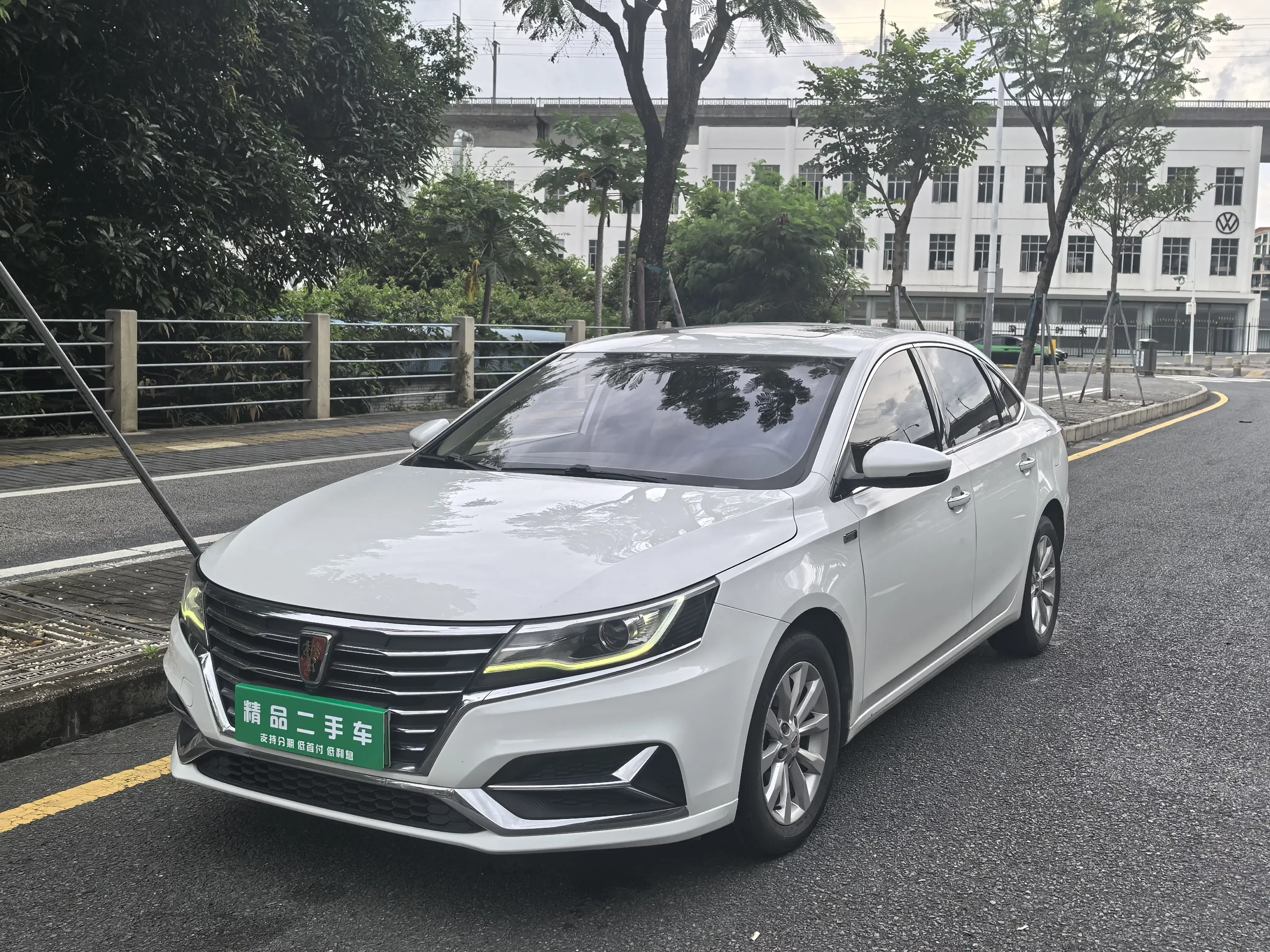 Roewe ei6