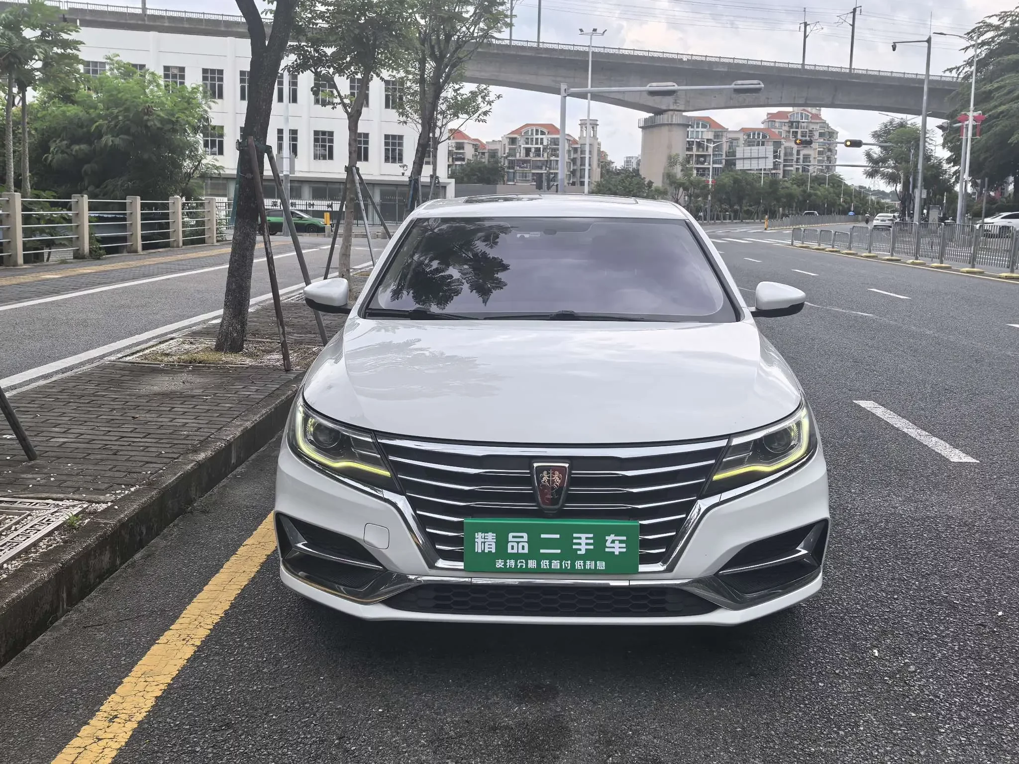Roewe ei6