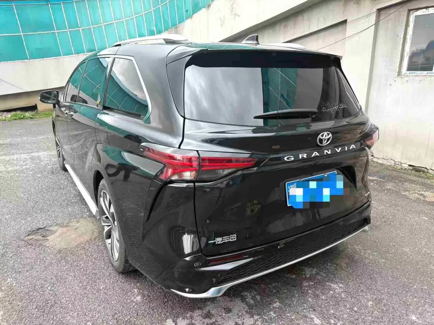 Toyota Granvia