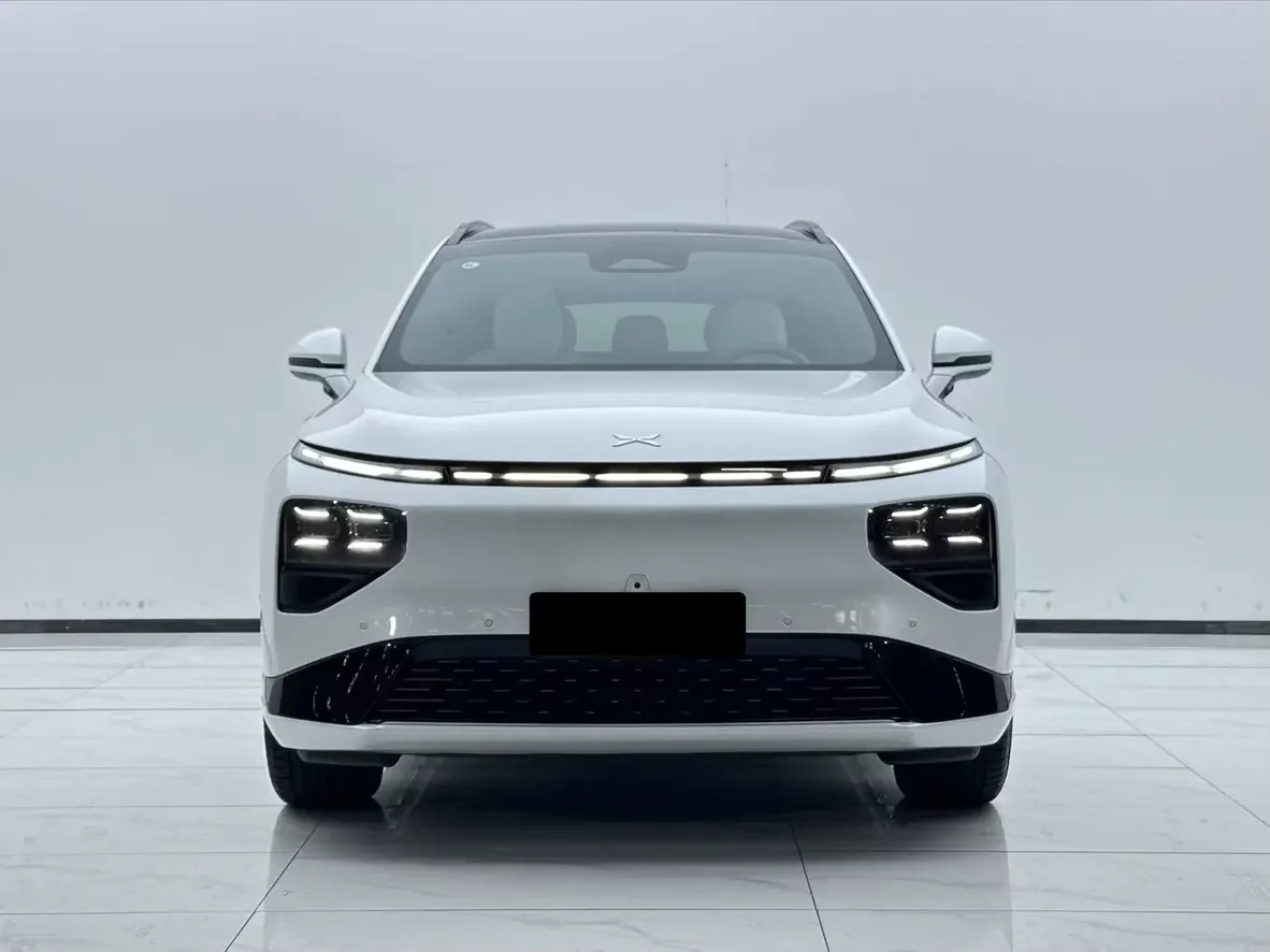 Xpeng G9