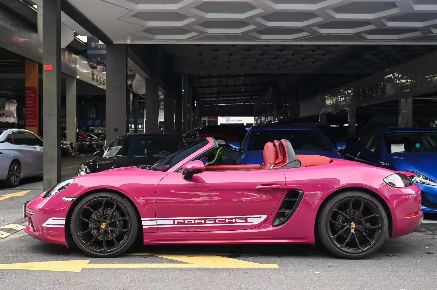 Porsche 718