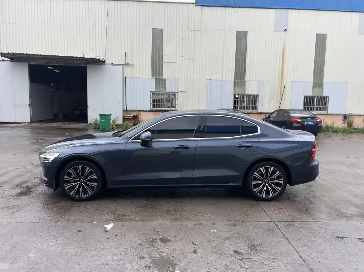 Volvo S60
