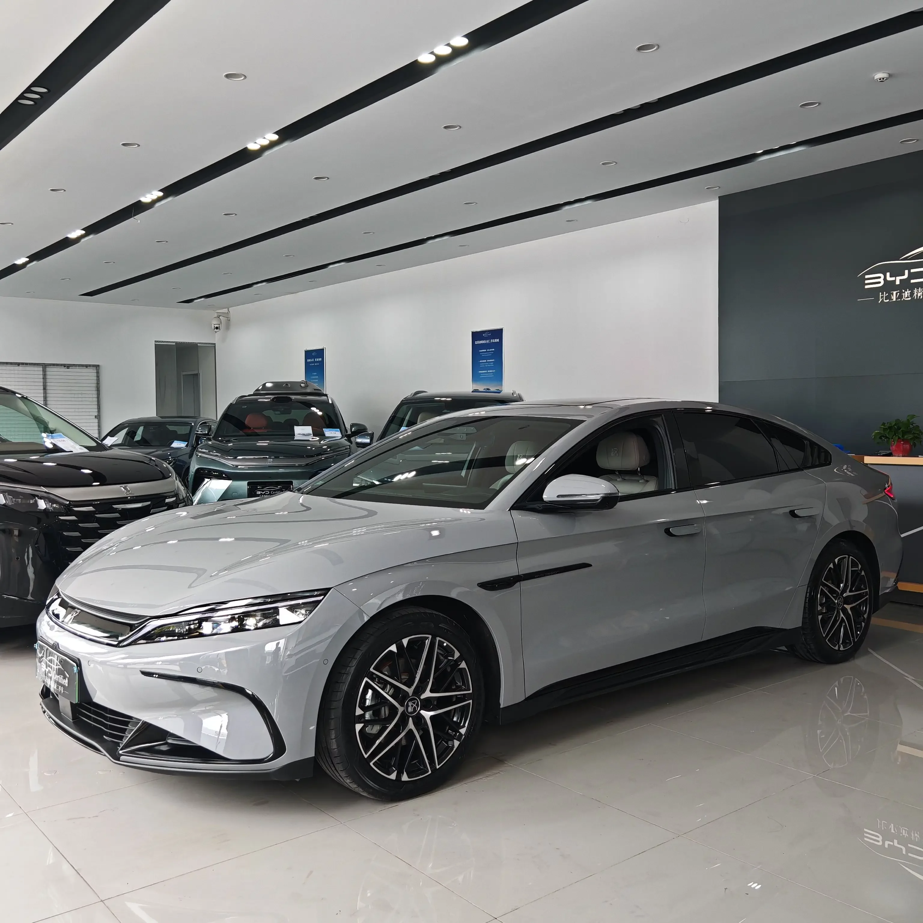 BYD Han EV