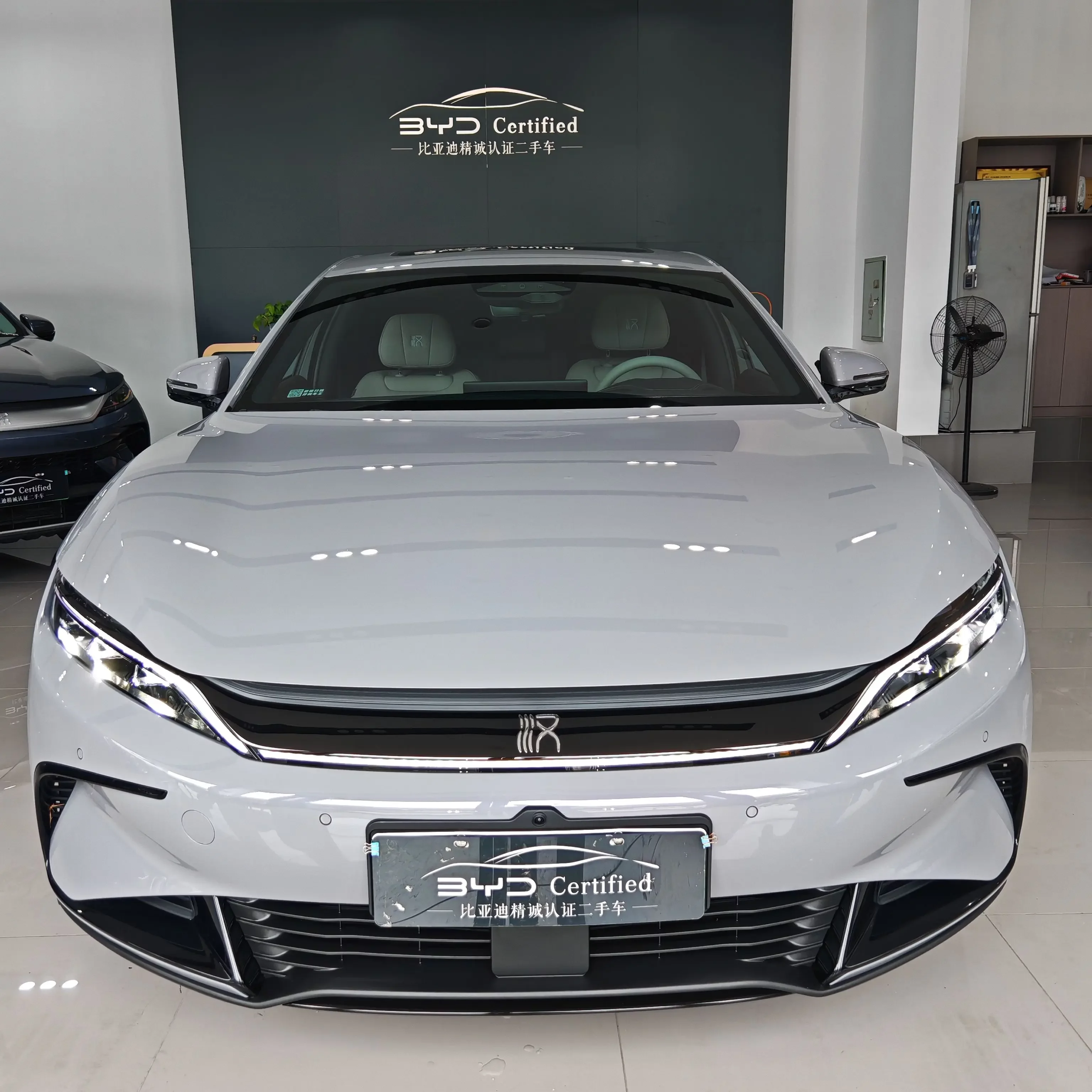 BYD Han EV
