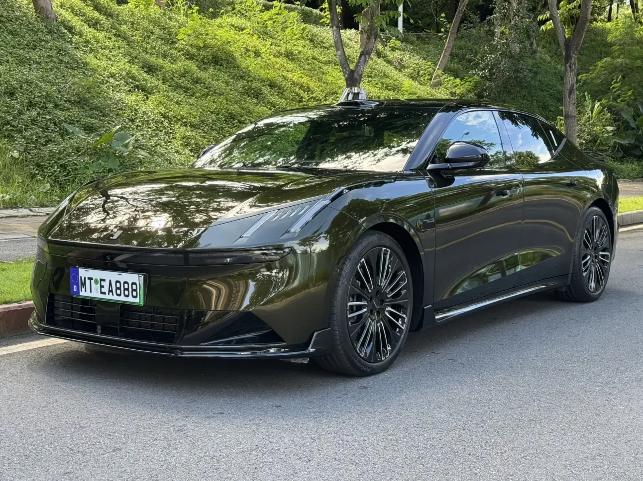 Lynk & Co 10 EM-P
