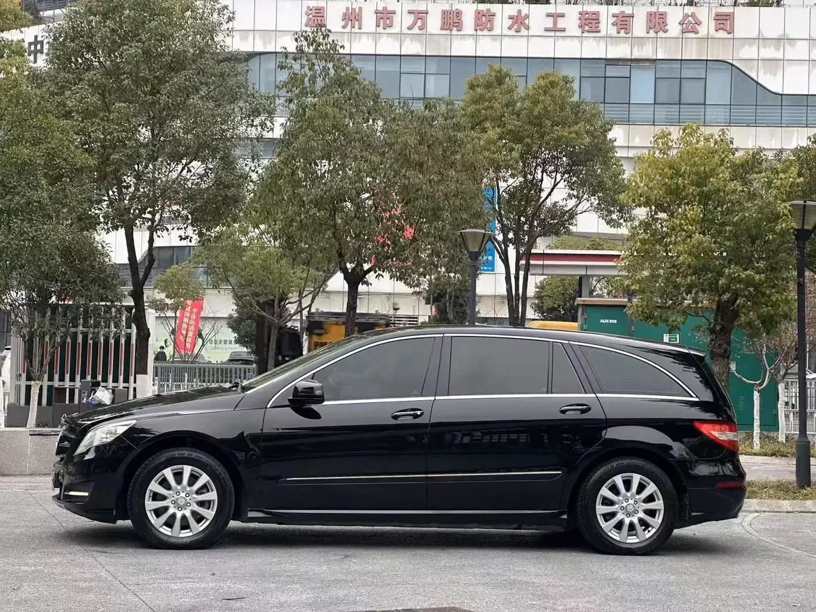 Mercedes-Benz R-Class
