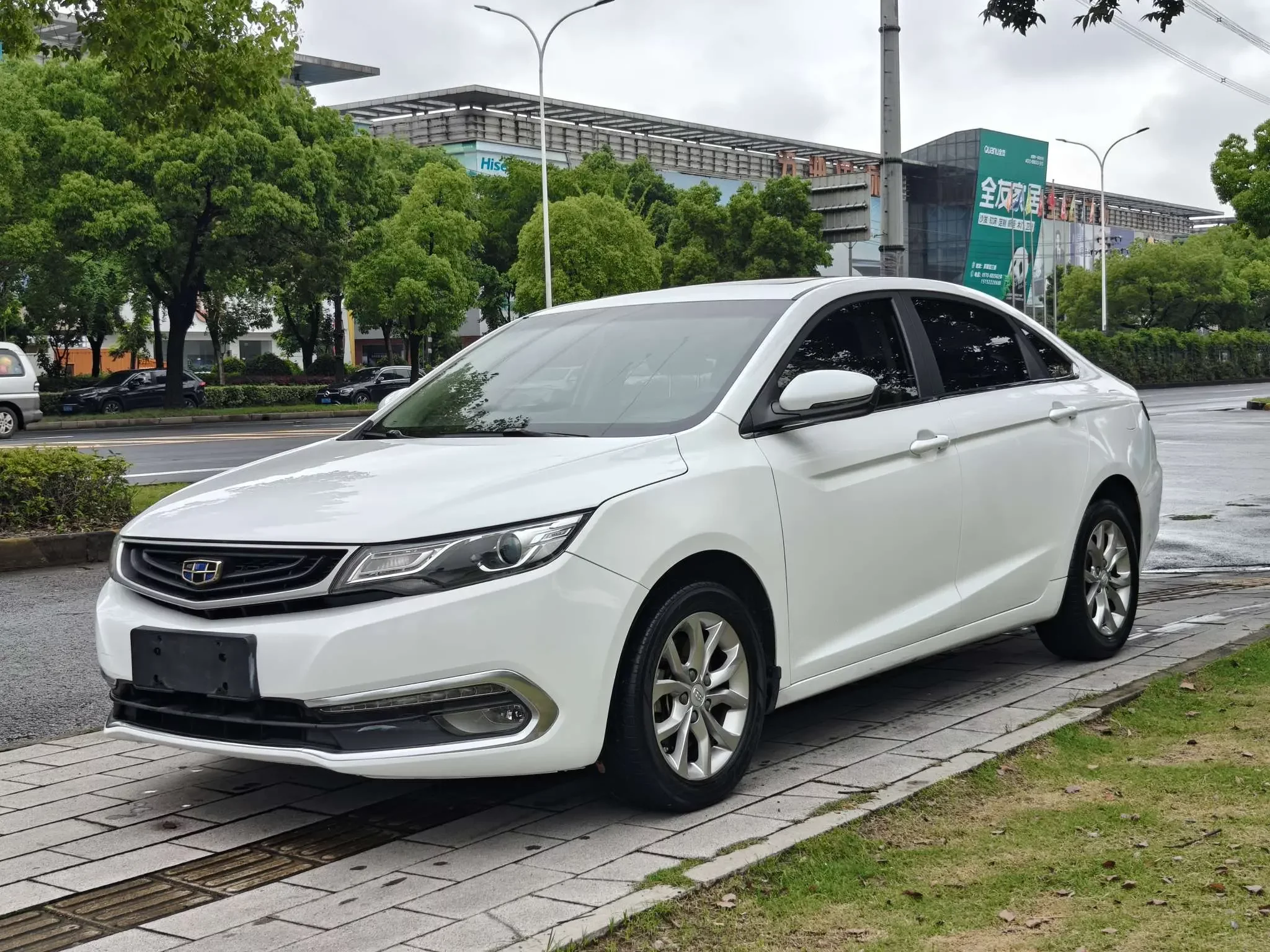 Geely Emgrand GL