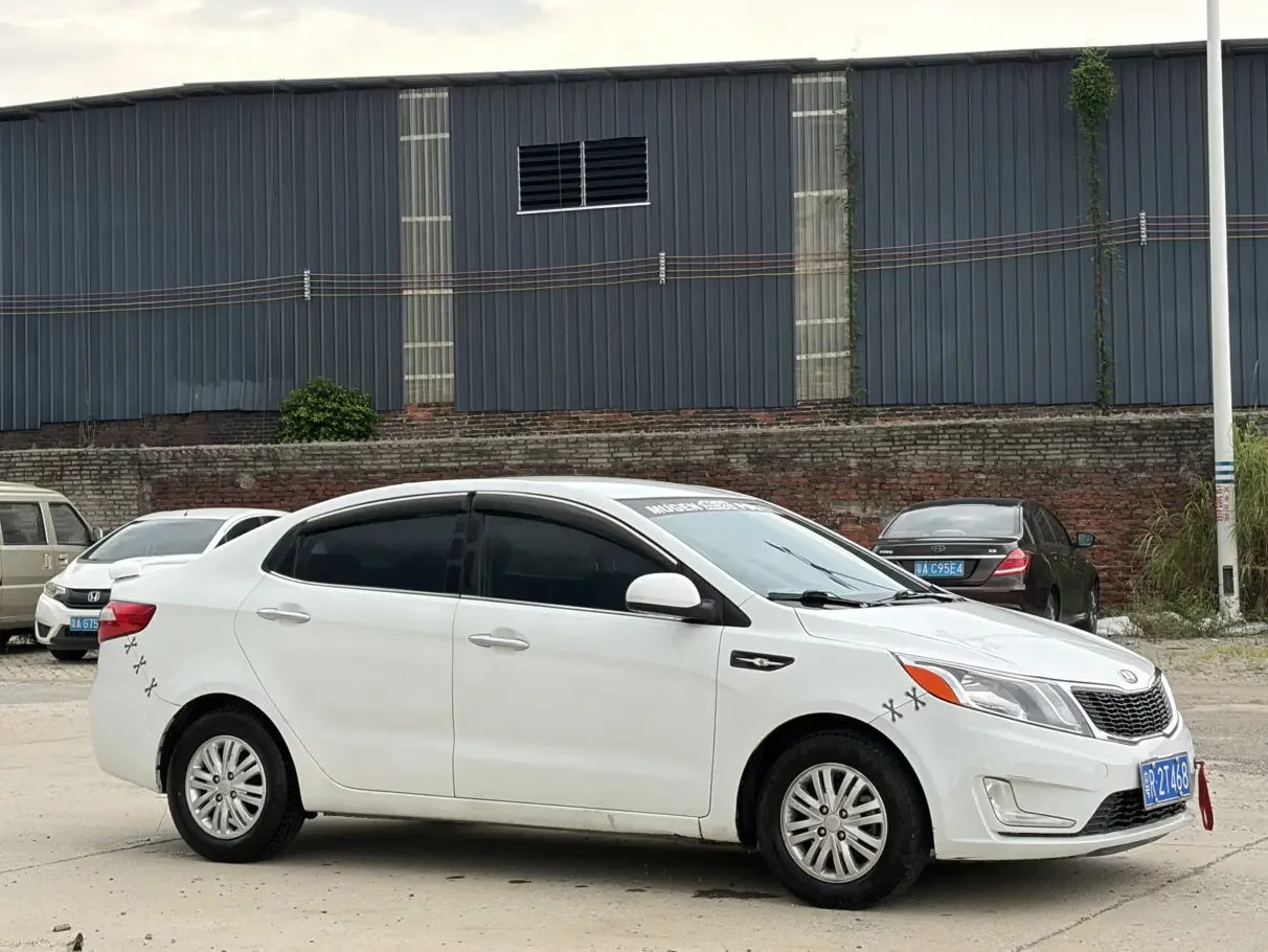 Kia K2
