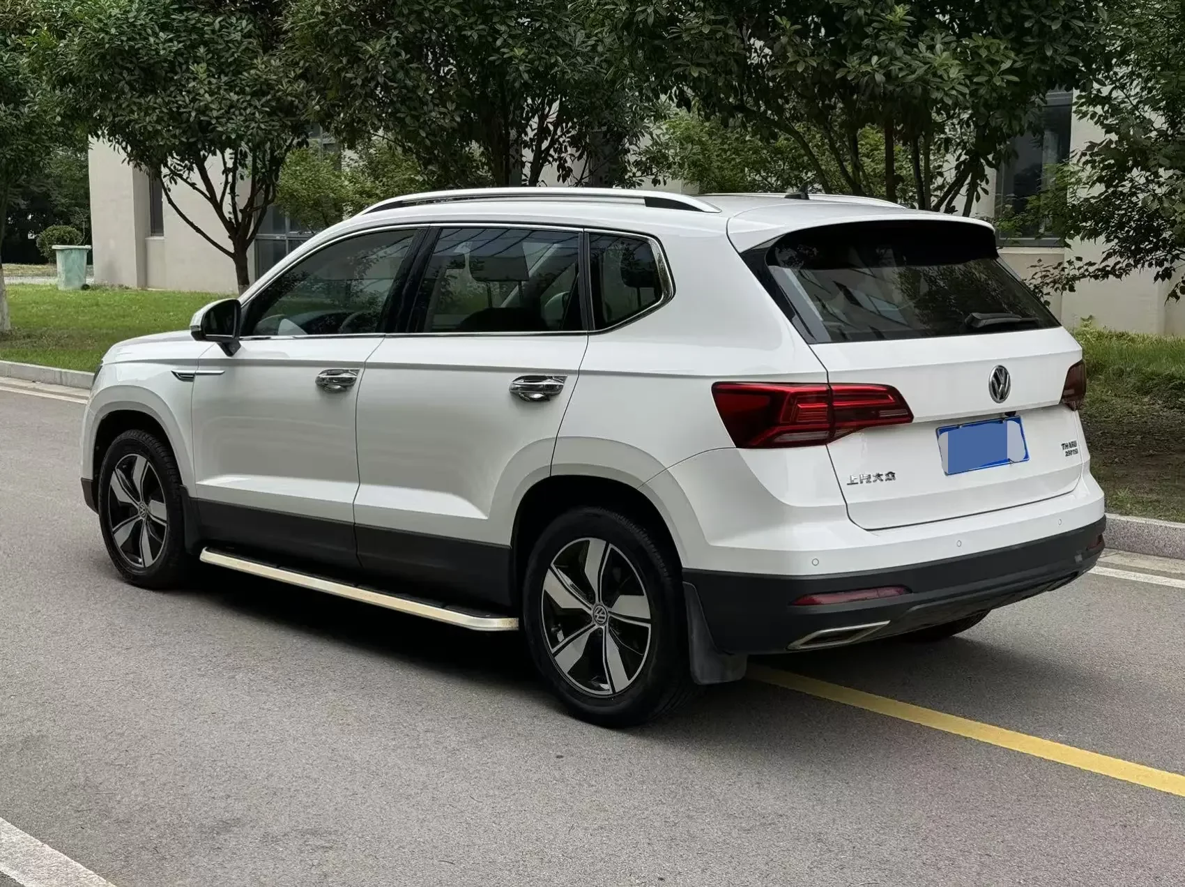 Volkswagen Tharu