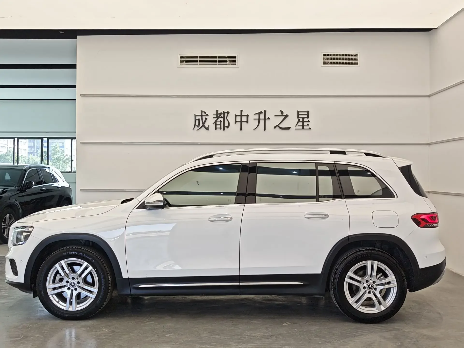 Mercedes-Benz GLB