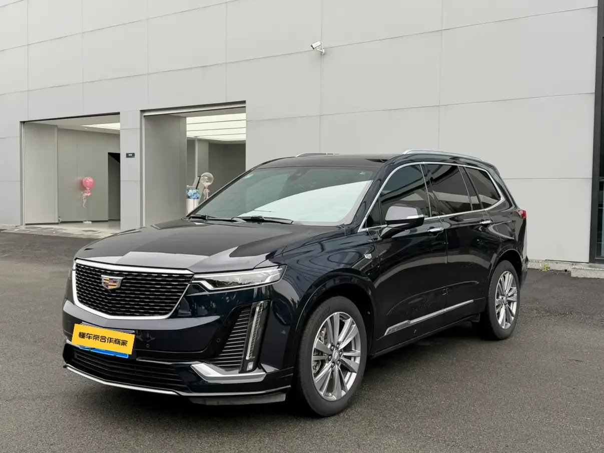 Cadillac XT6