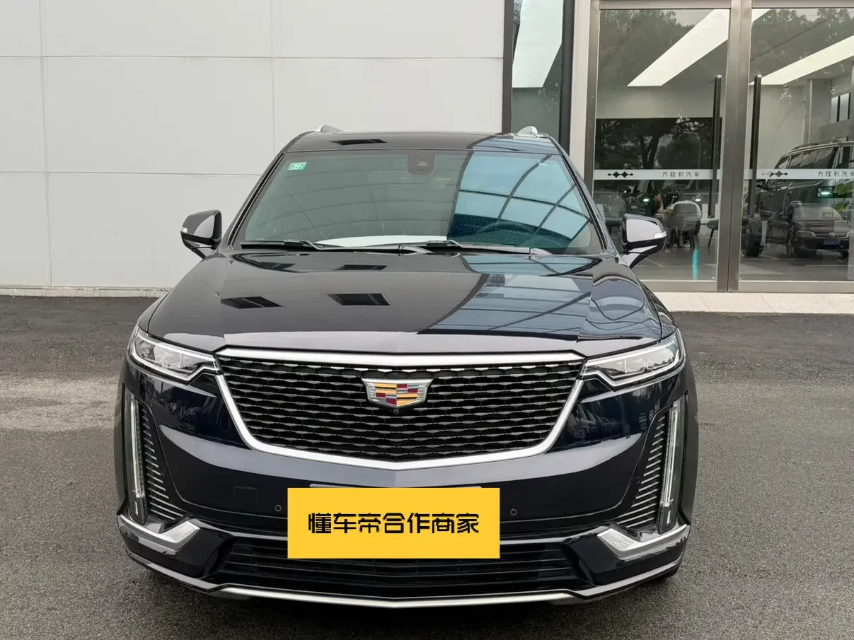 Cadillac XT6
