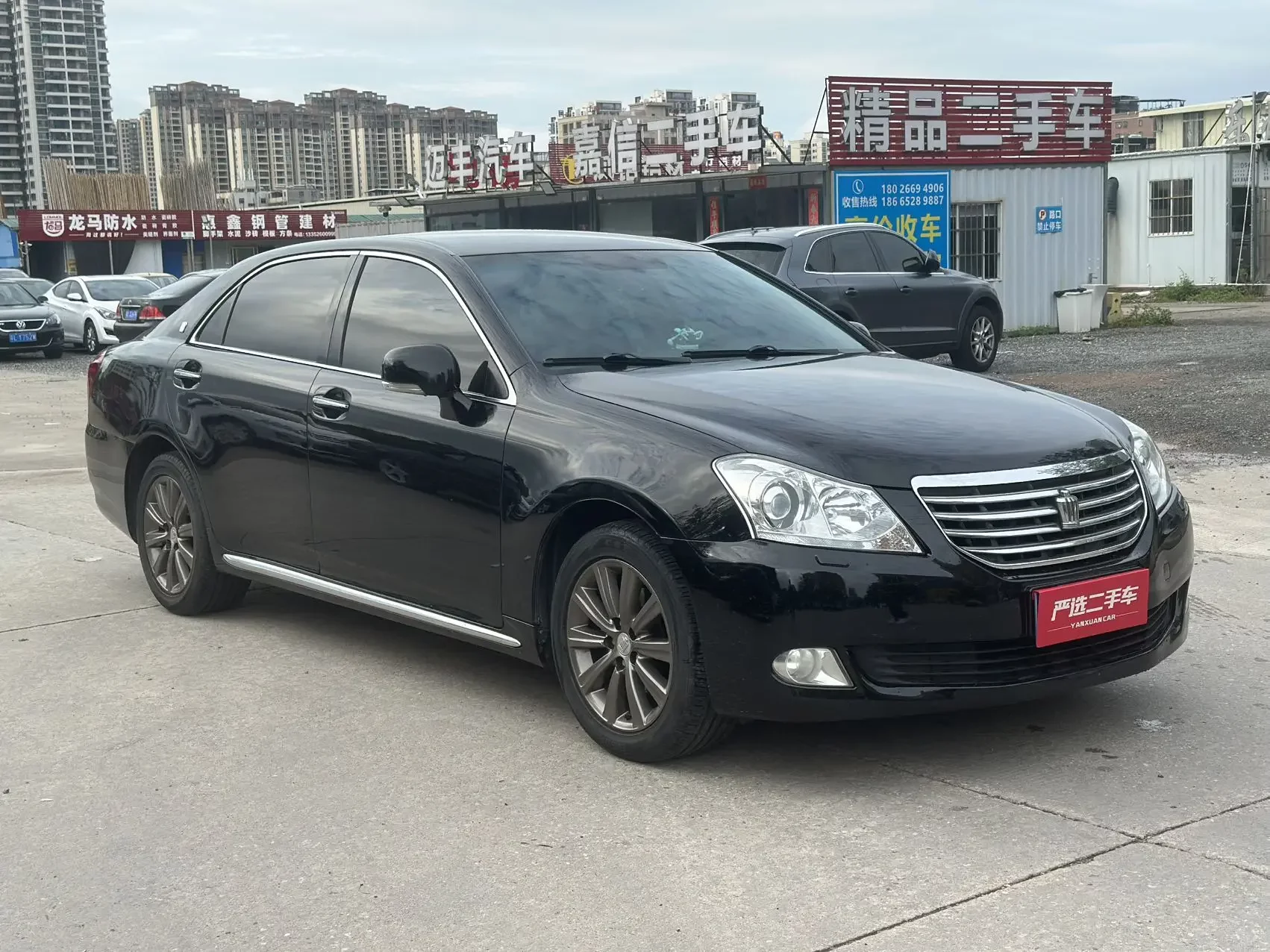 Toyota crown