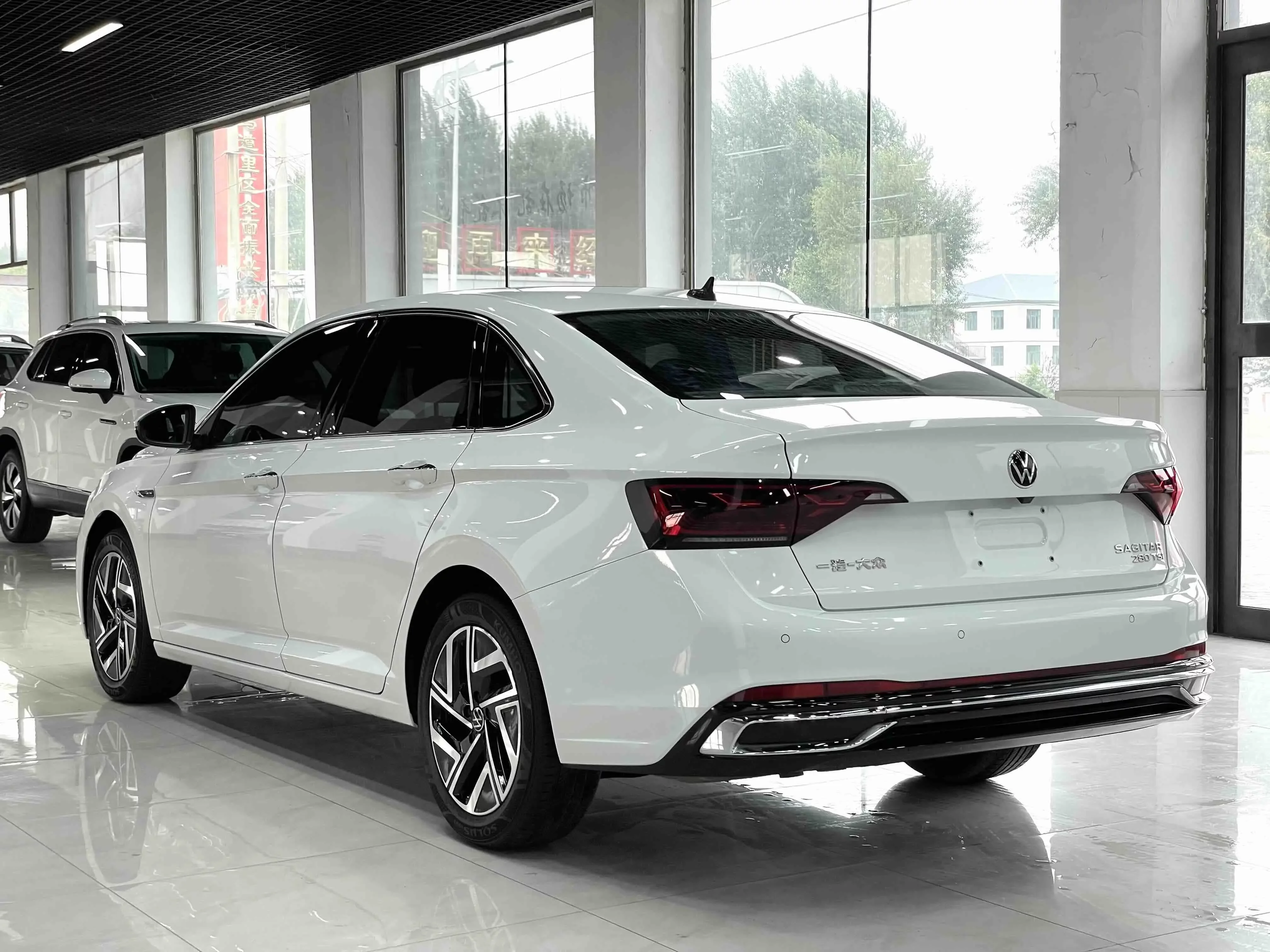 Volkswagen Sagitar
