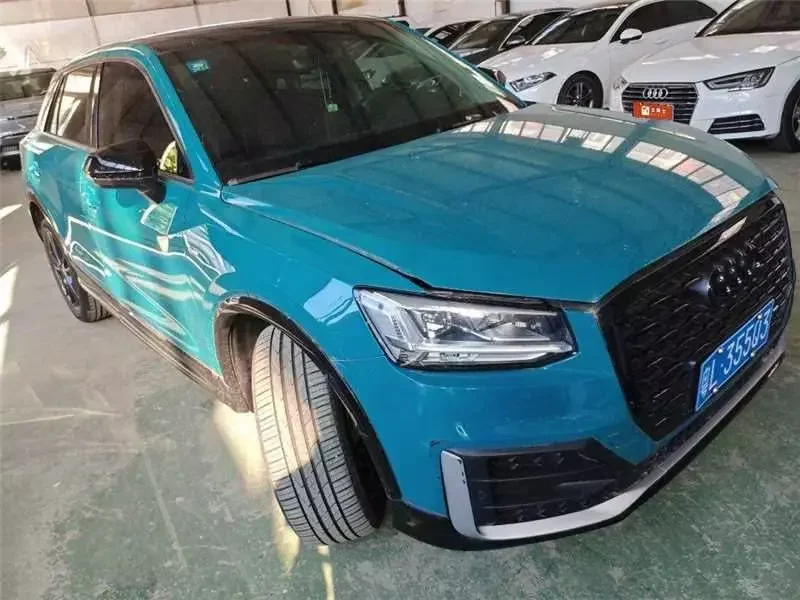 Audi Q2L