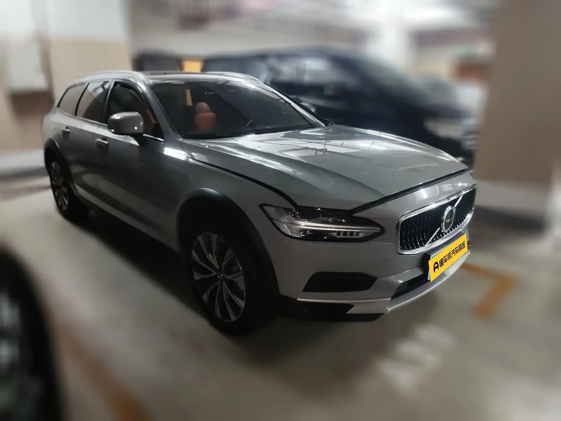 Volvo V90