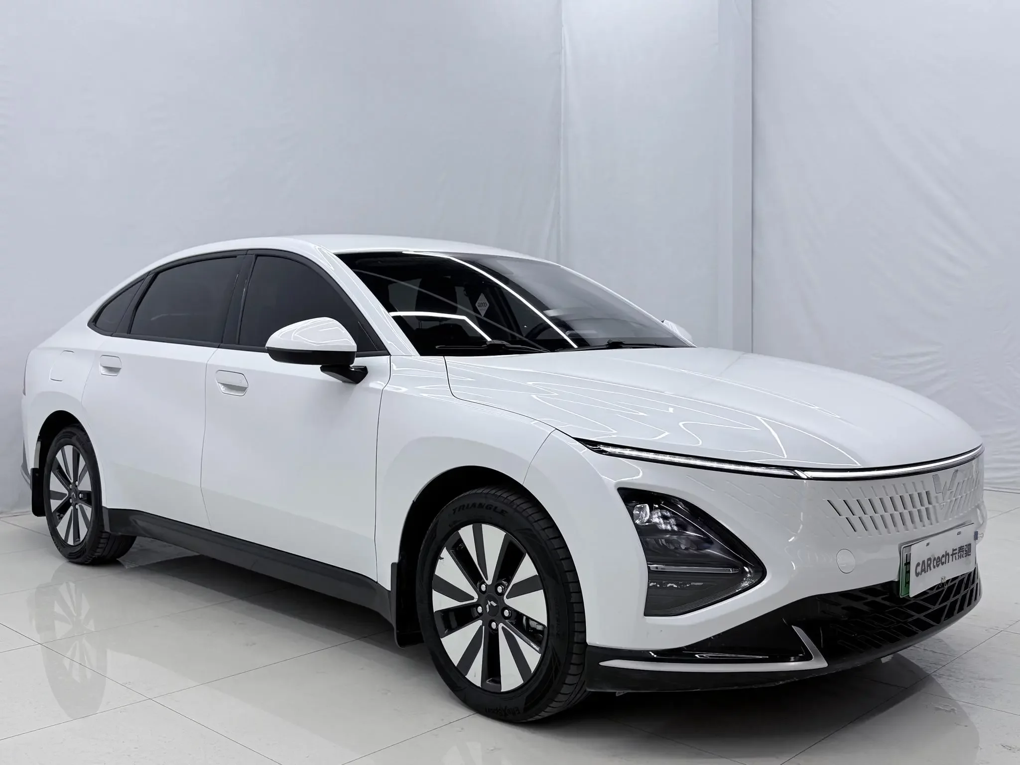 Wuling Starlight PHEV