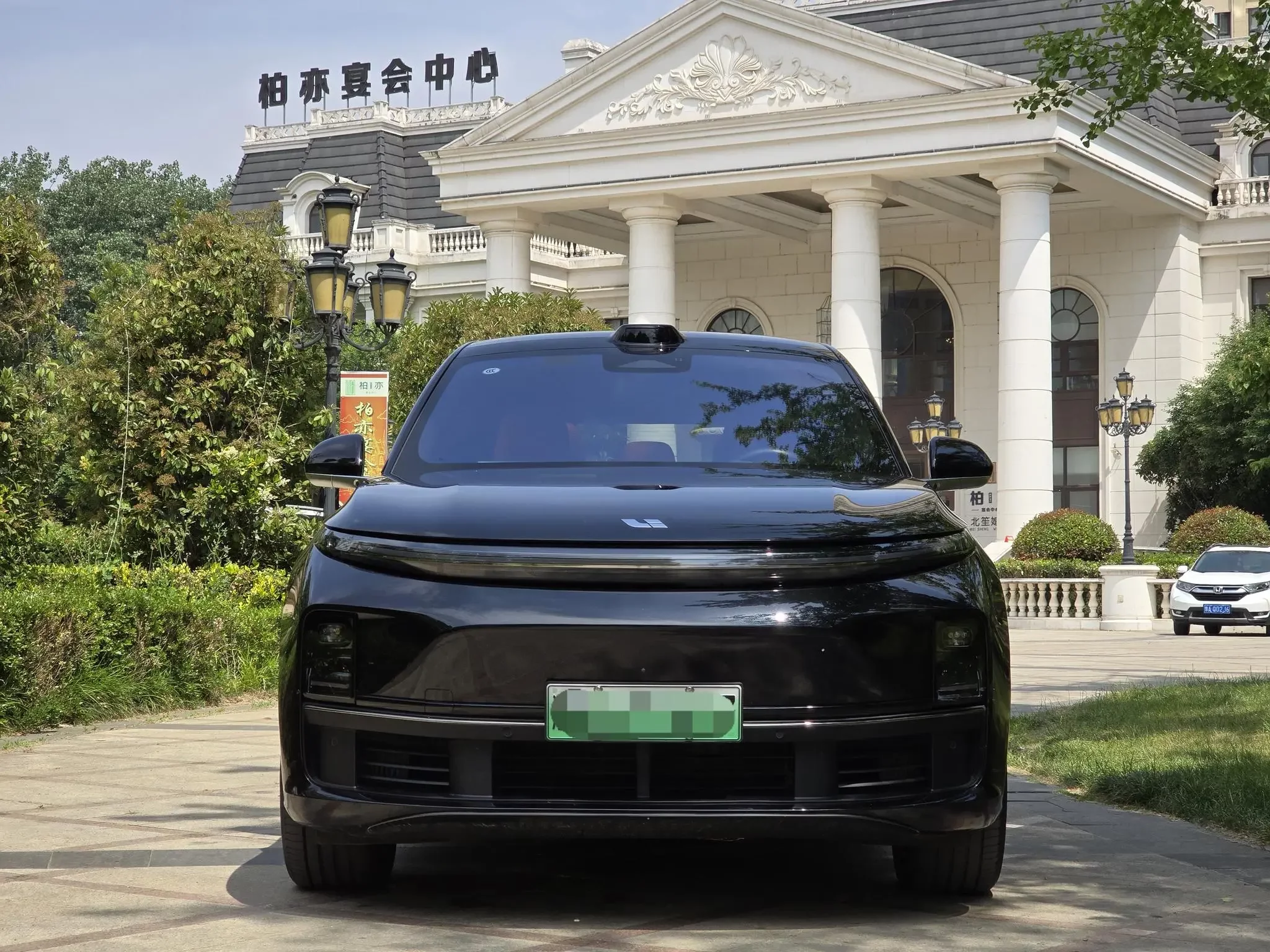 Lixiang L7