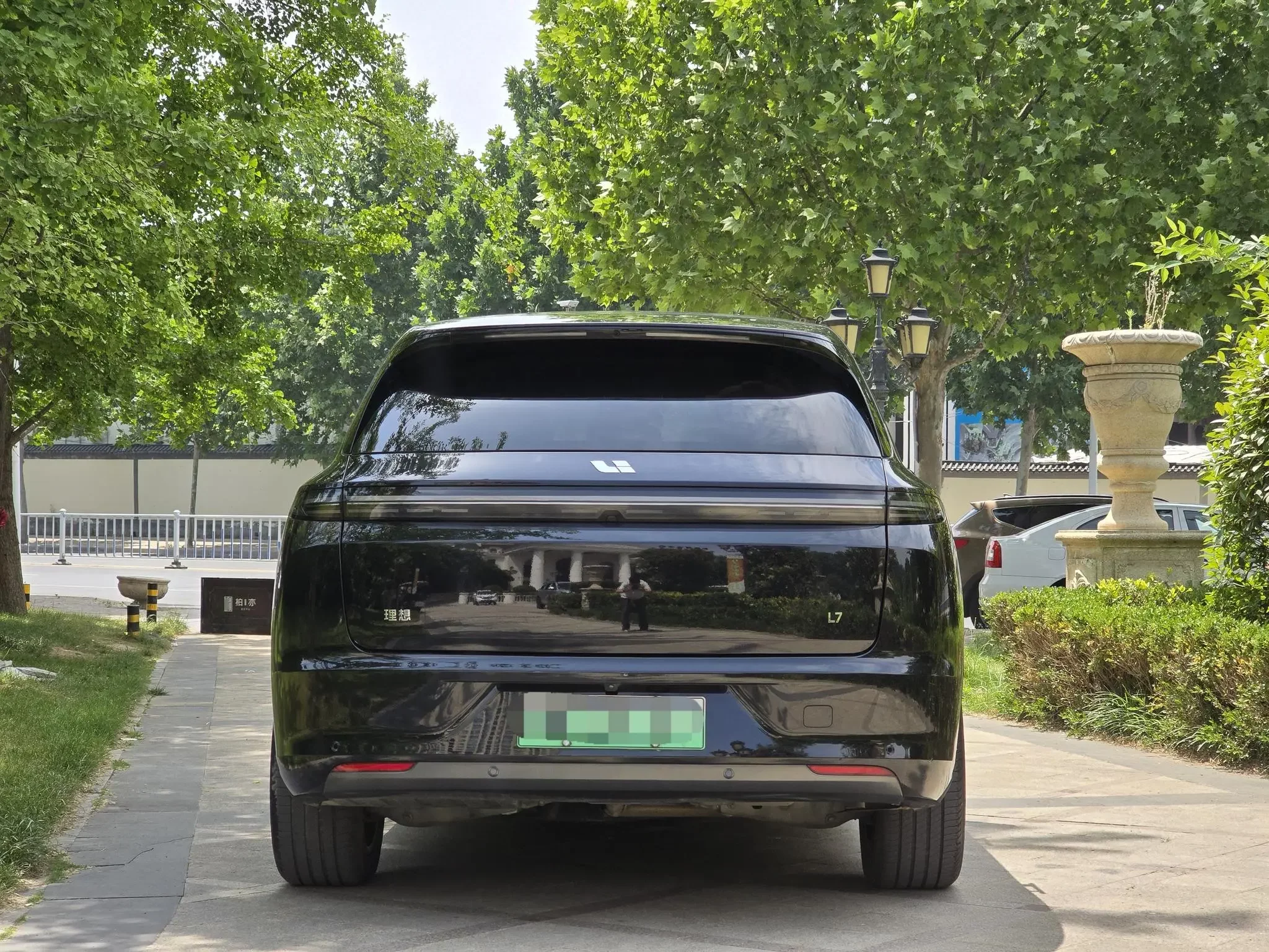 Lixiang L7