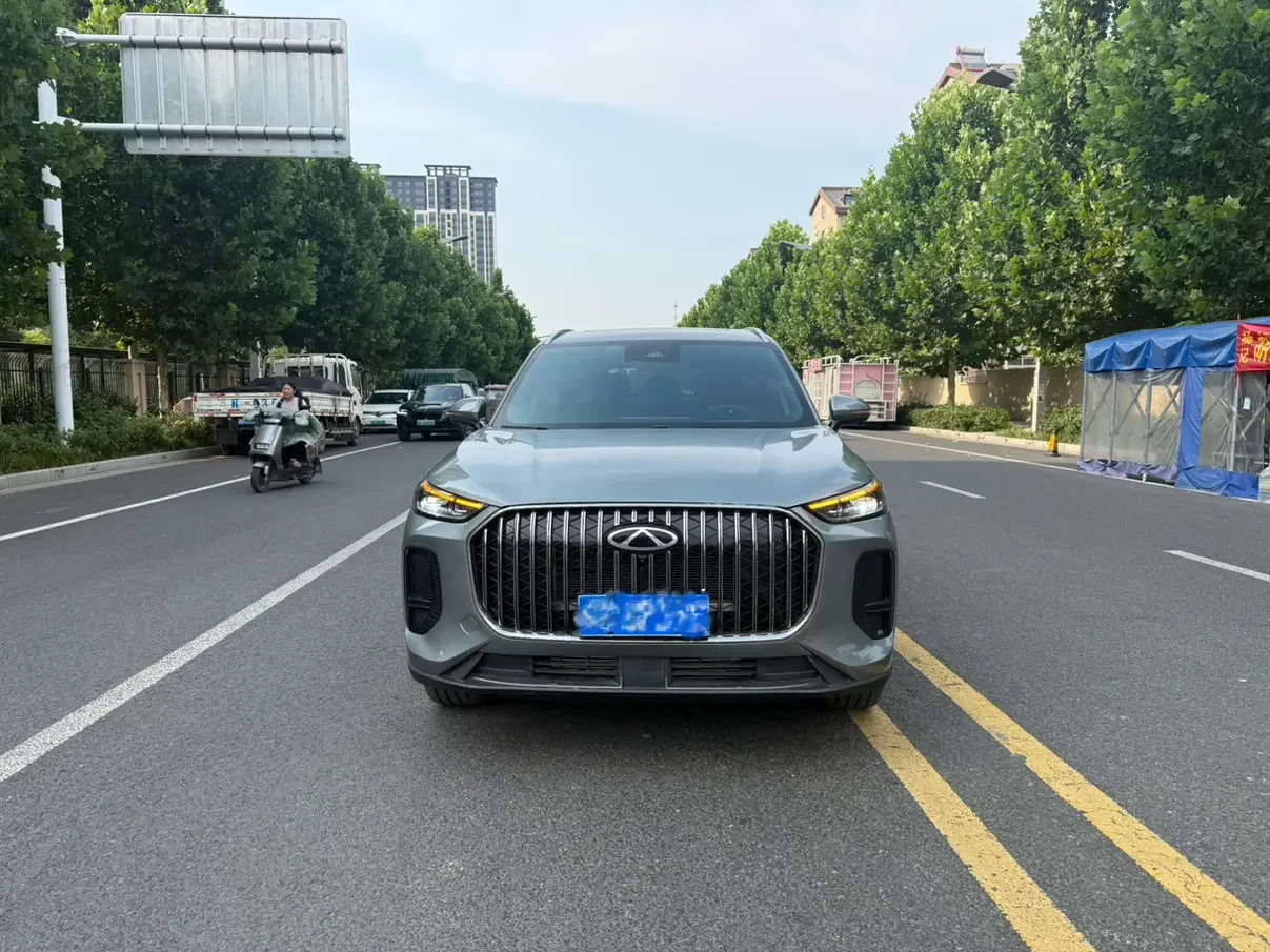 Chery Tiggo 8L