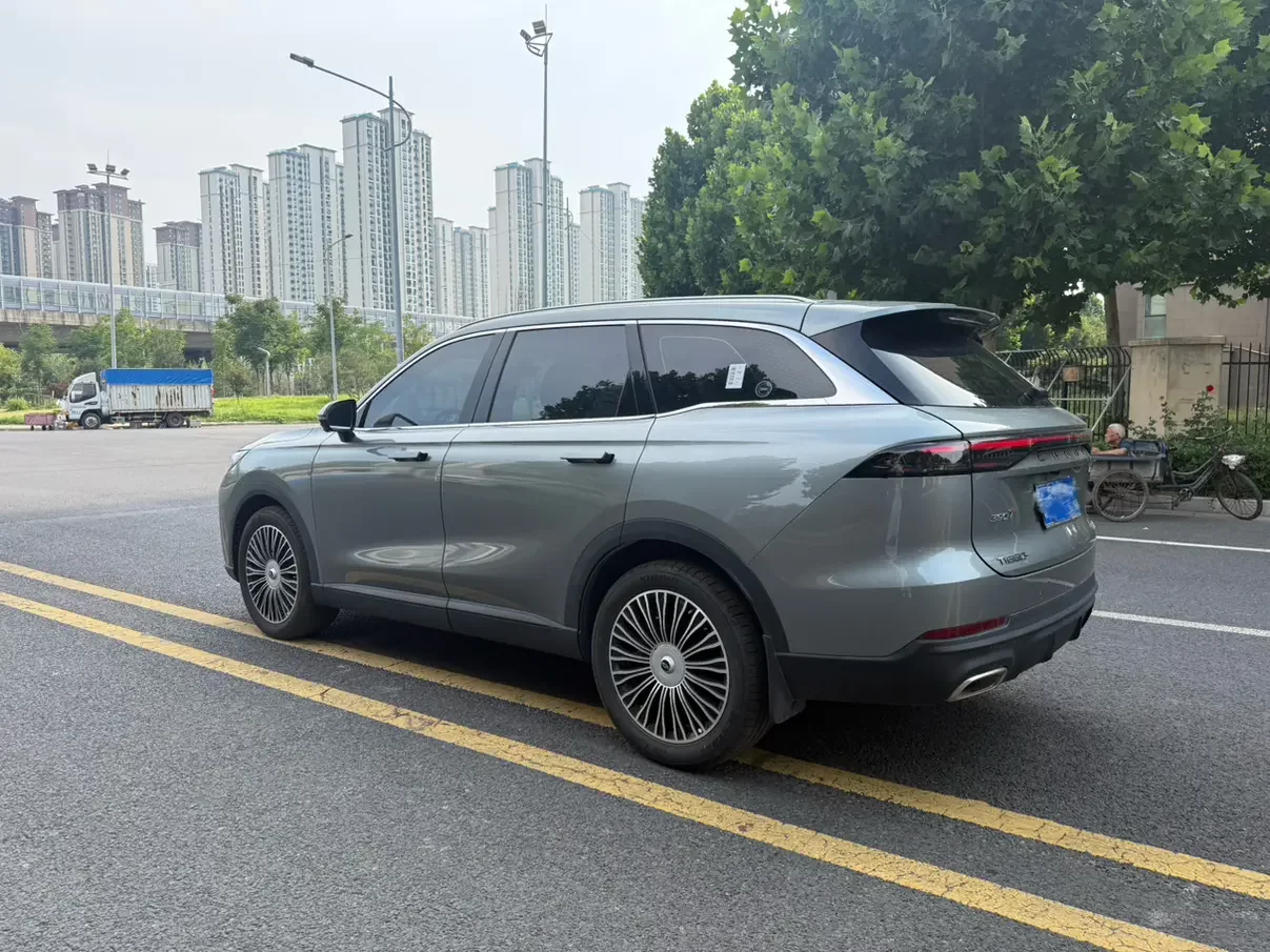 Chery Tiggo 8L