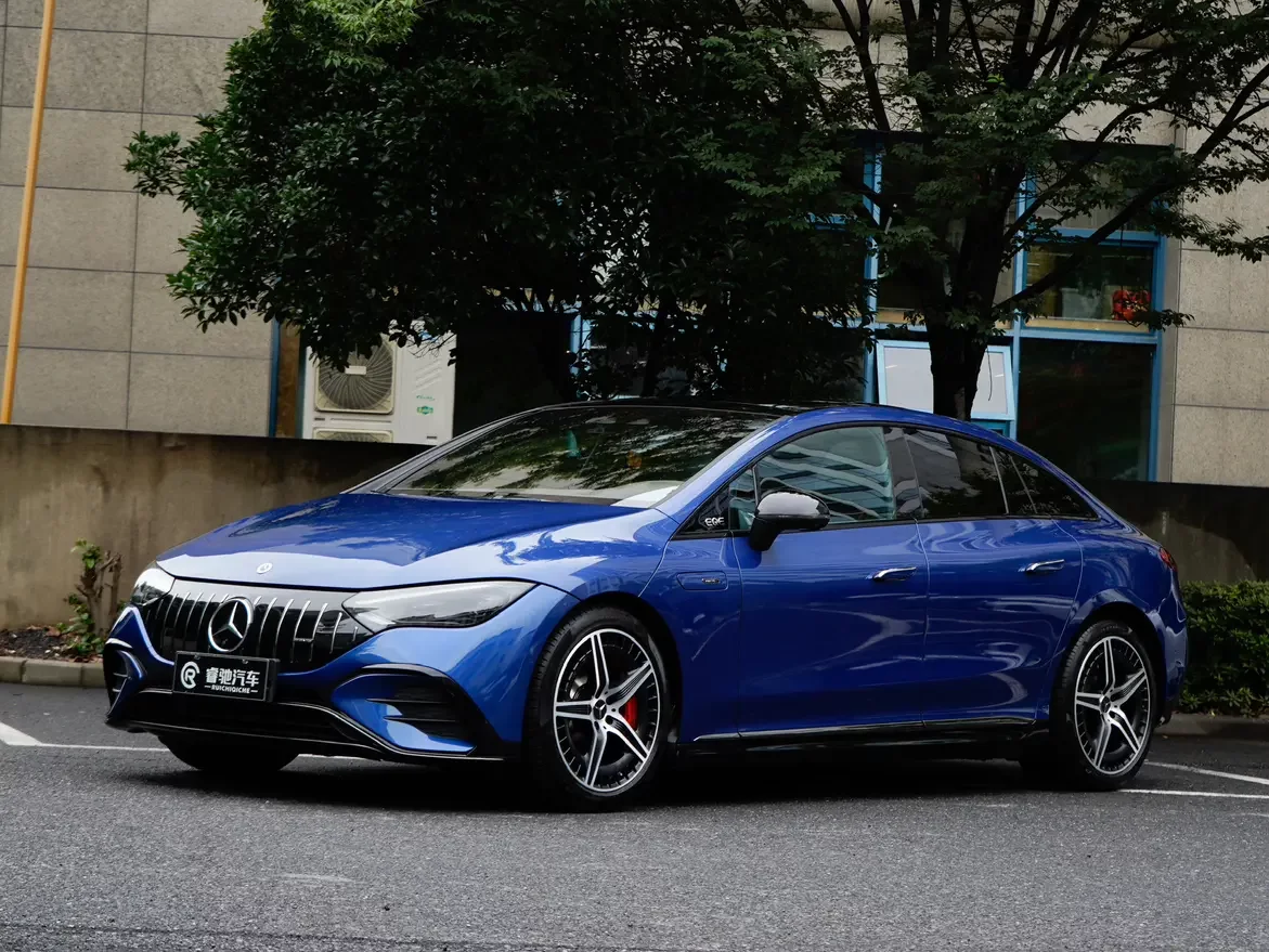 Mercedes-Benz EQE AMG