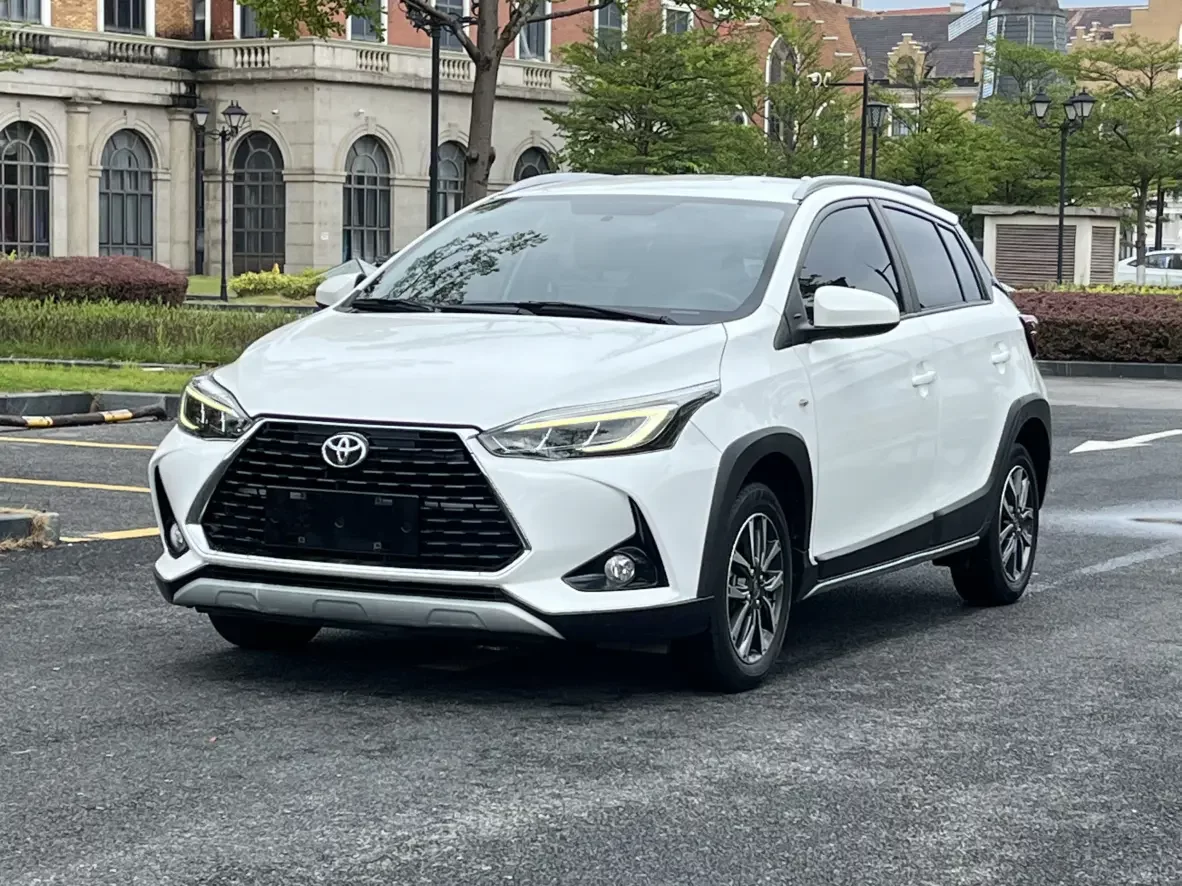 Toyota Yaris L
