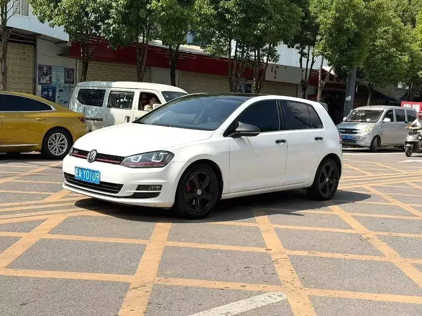Volkswagen golf
