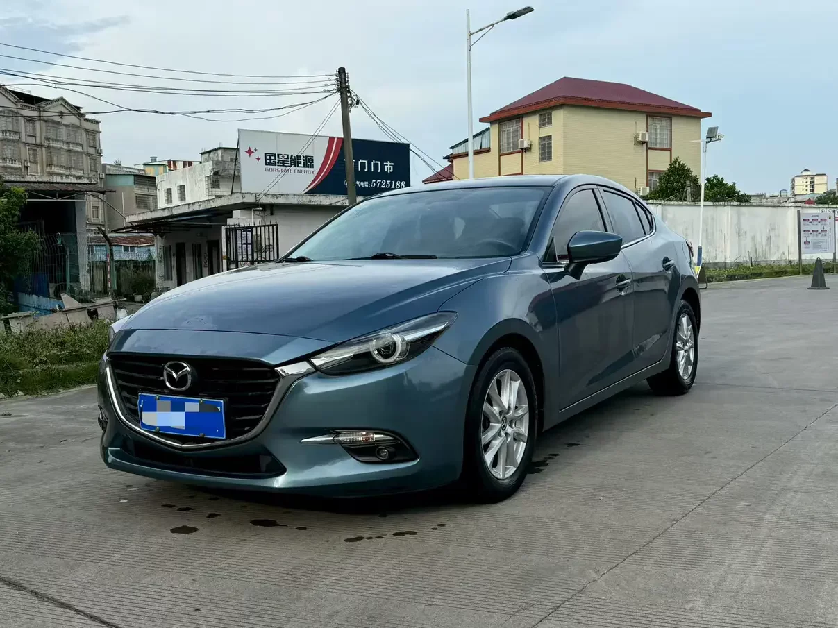 Mazda Axela