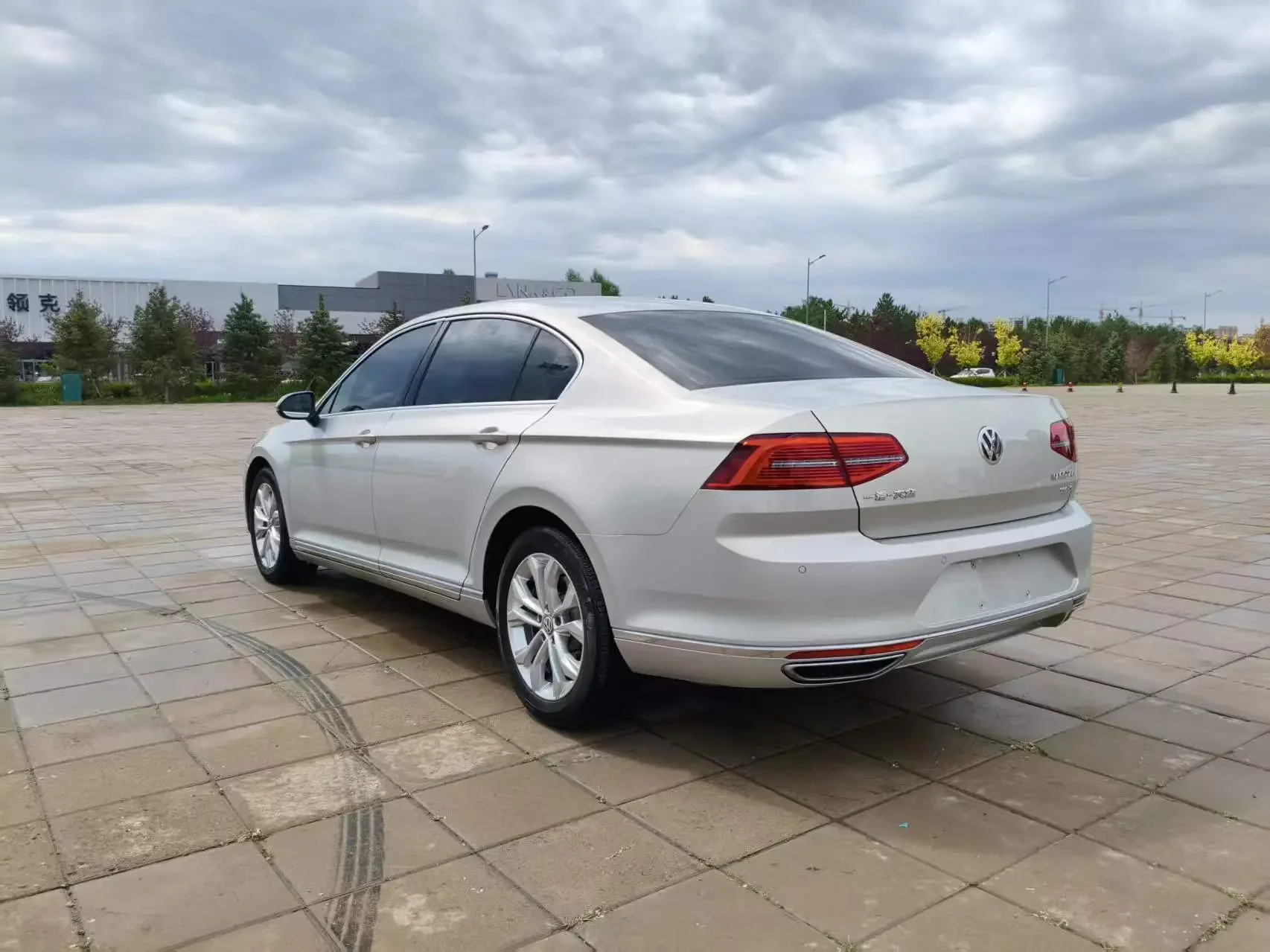 Volkswagen Magotan