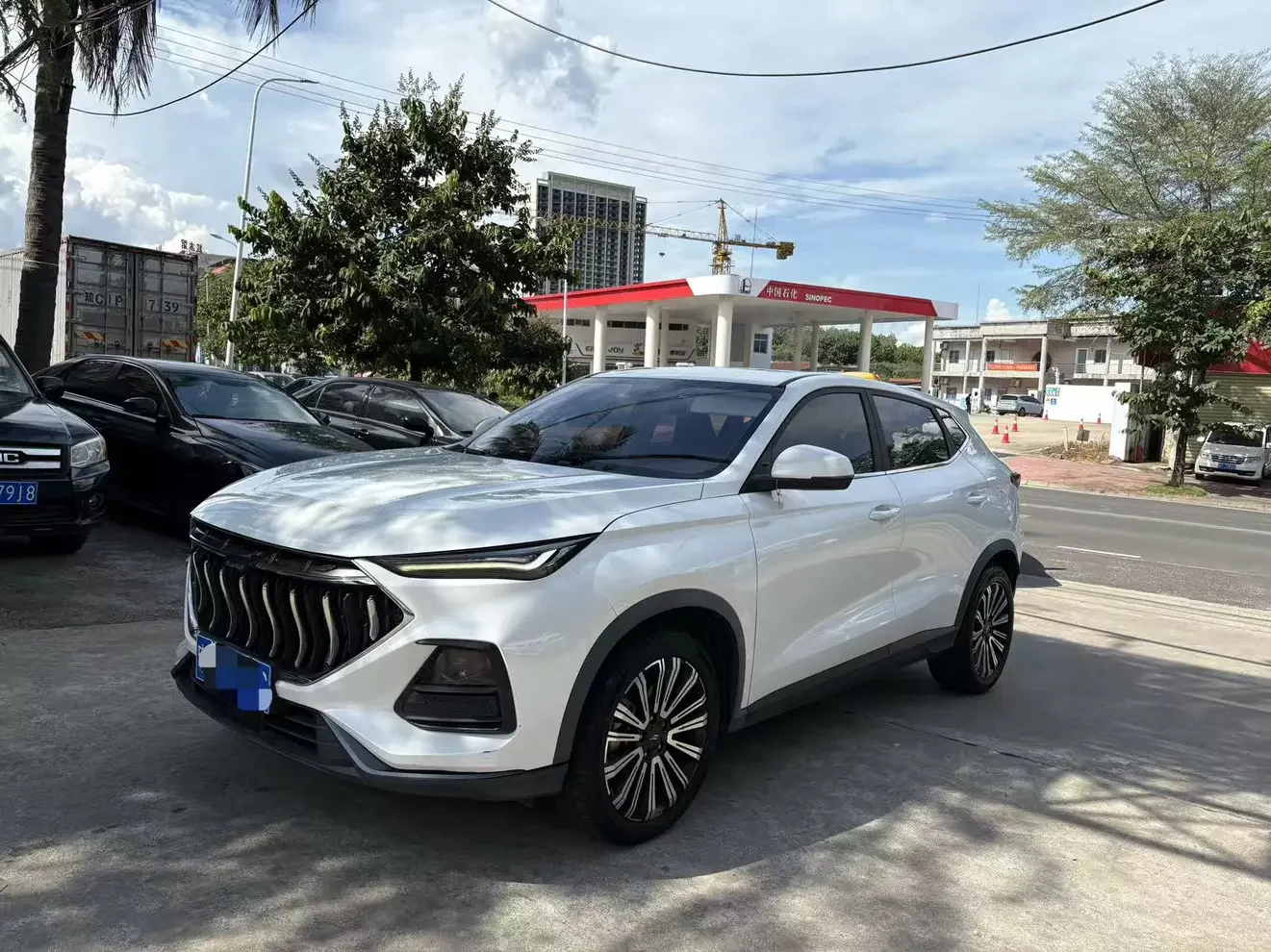 Oshan Changan Auchan X5