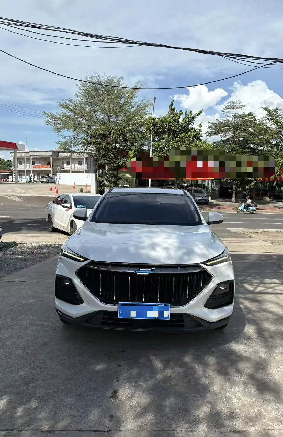 Oshan Changan Auchan X5