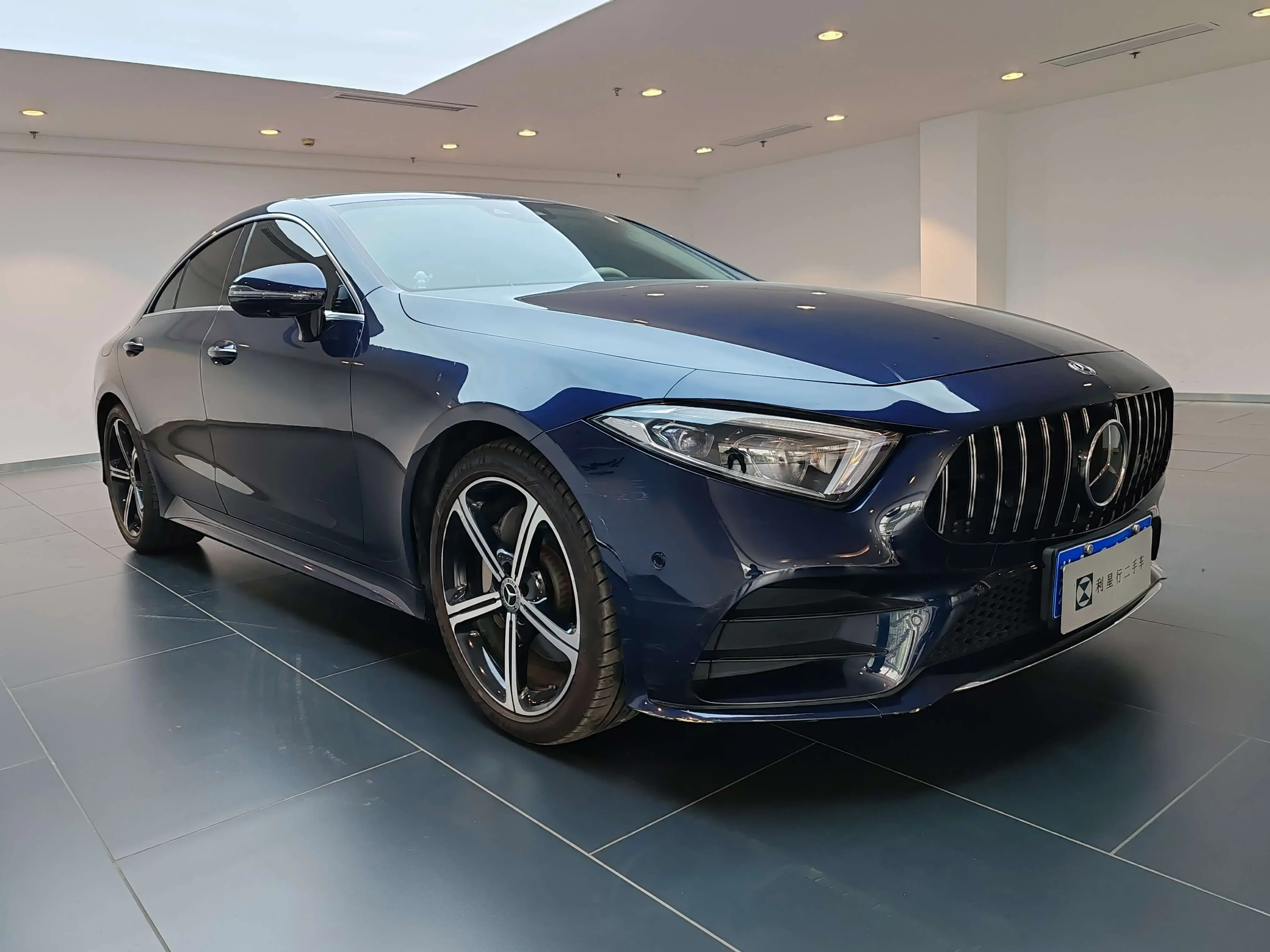 Mercedes-Benz CLS