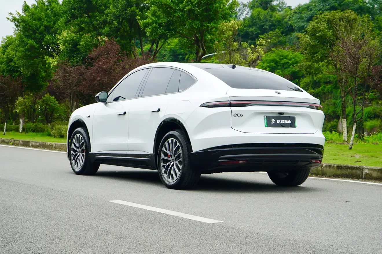 NIO EC6