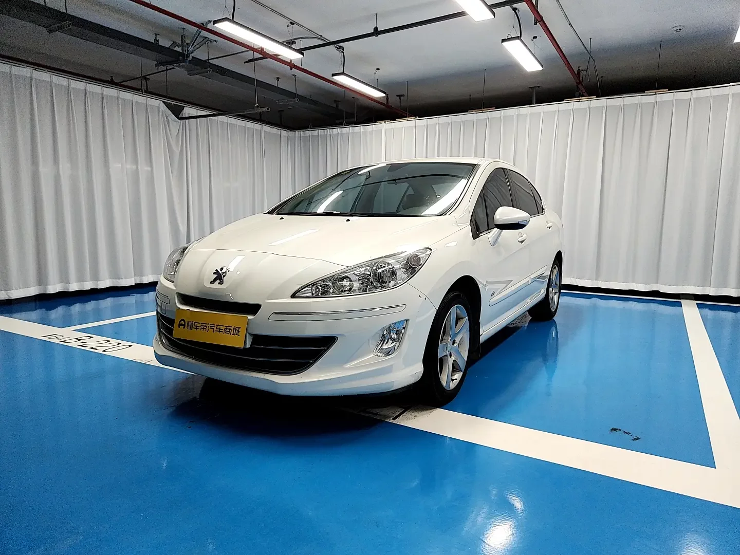 Peugeot 408