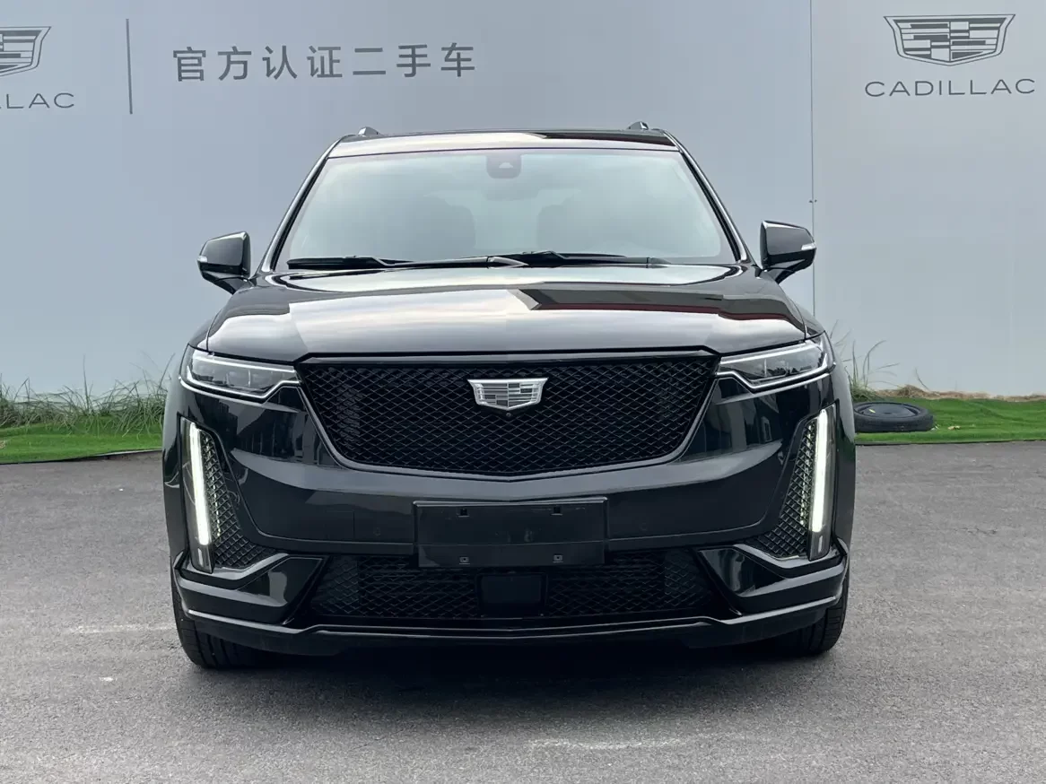 Cadillac XT6