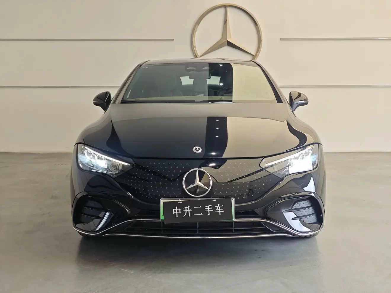 Mercedes-Benz EQE