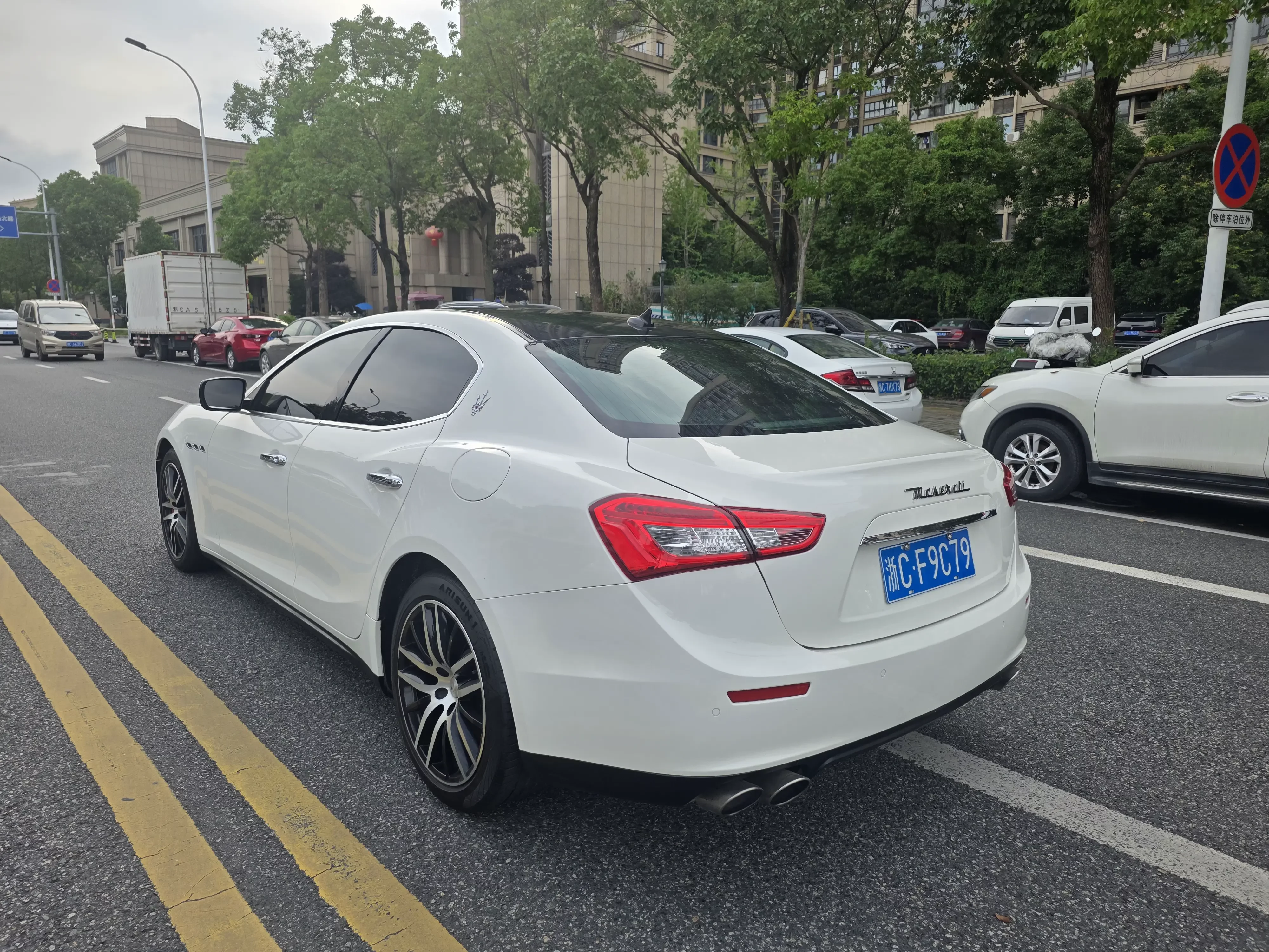 Maserati Ghibli