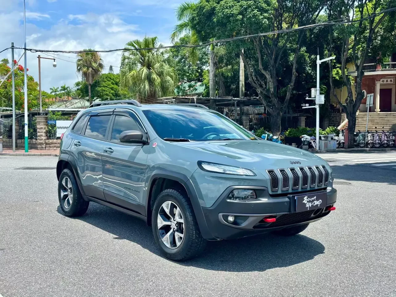 Jeep Cherokee