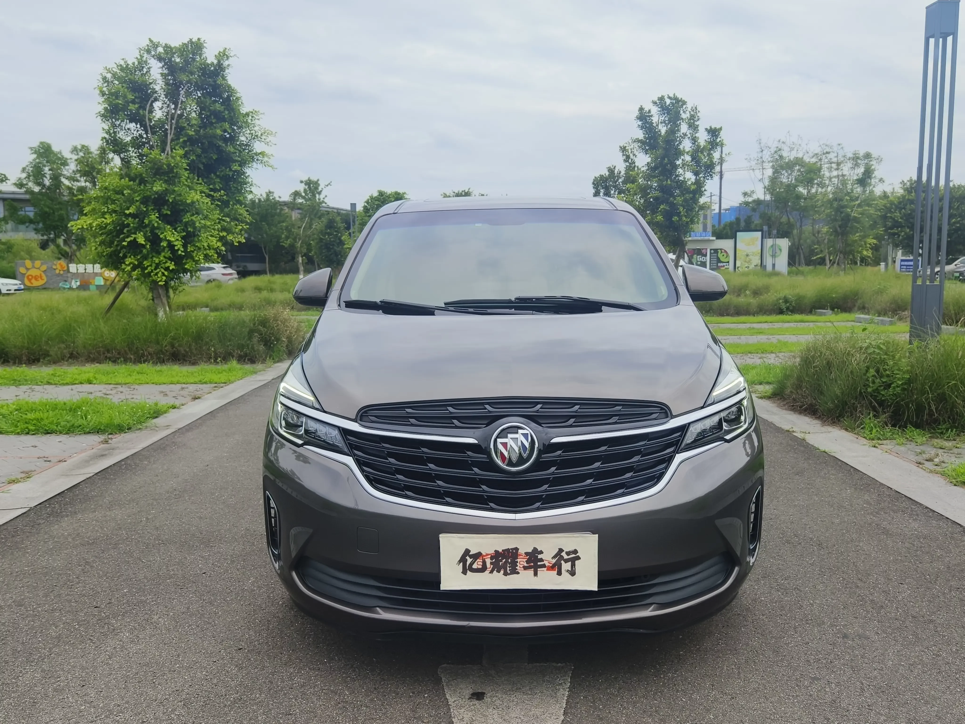 Buick GL8