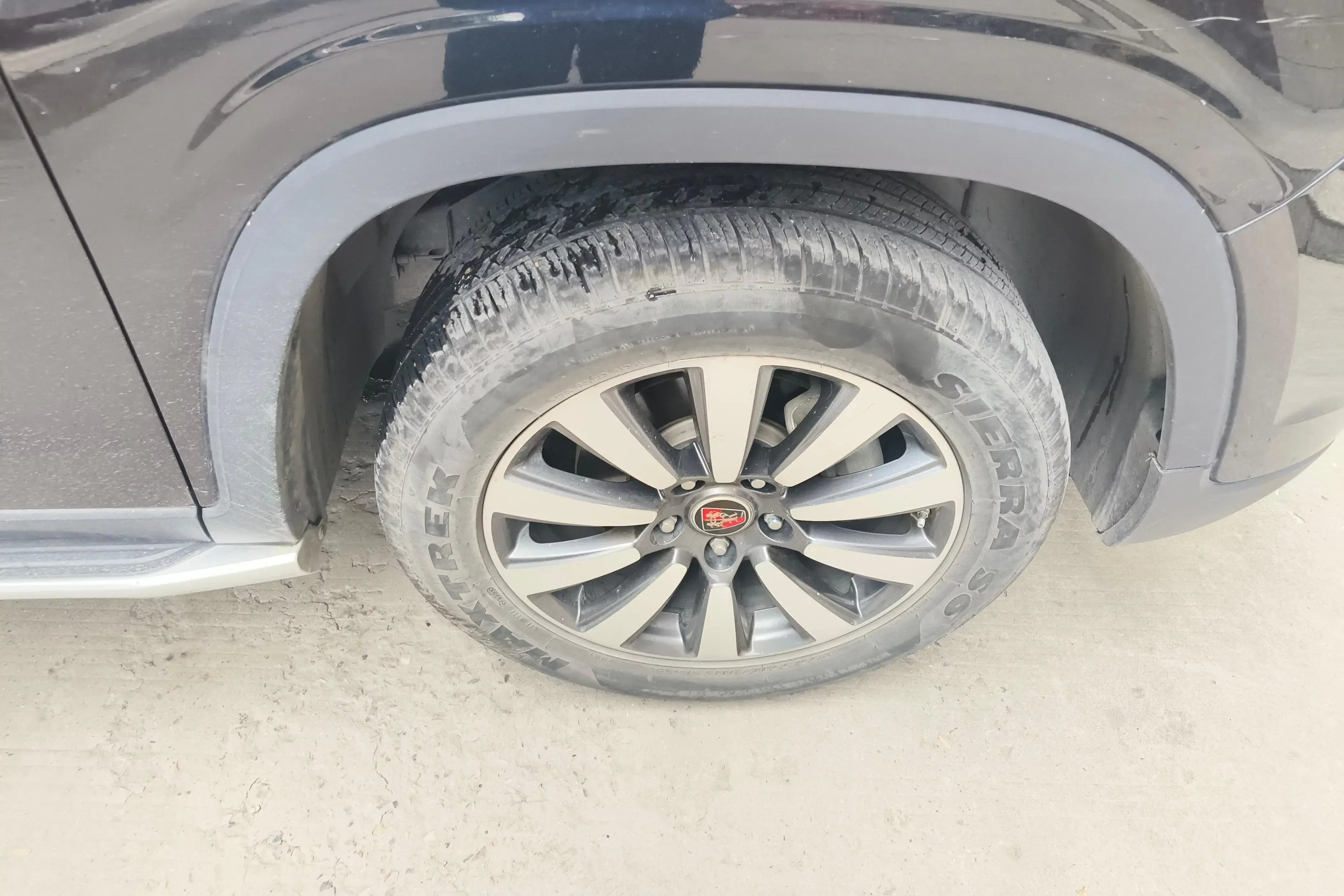 Roewe RX8